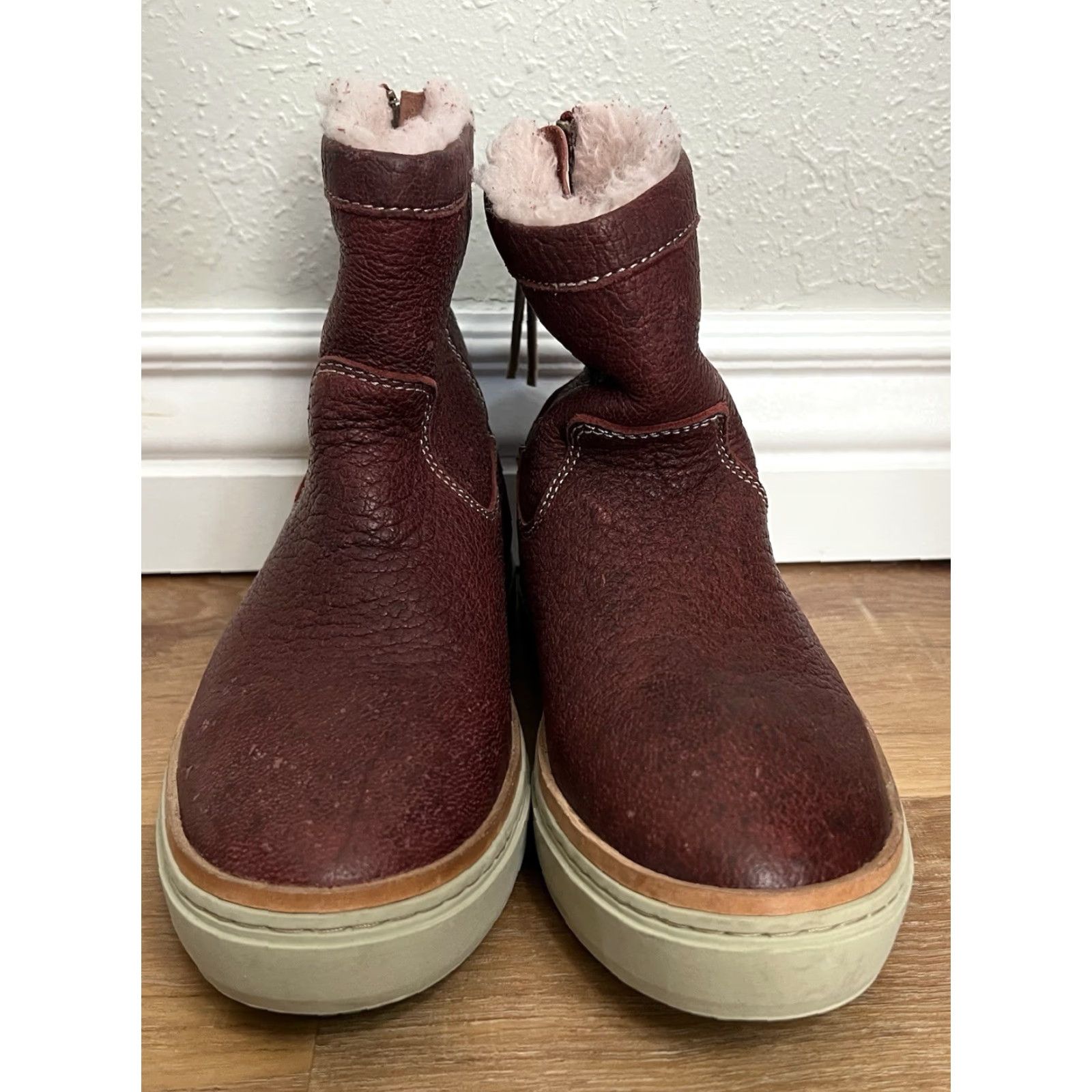 Vintage Satorisan Tewa Bootie Leather Wool Lined Women's Boot 39 US 8 Mahogany Wine Red Wool Upper Lined Insoles Wool Lining Wool Outsole Leather Vintage? Size US 9 / IT 39 - 5 Thumbnail