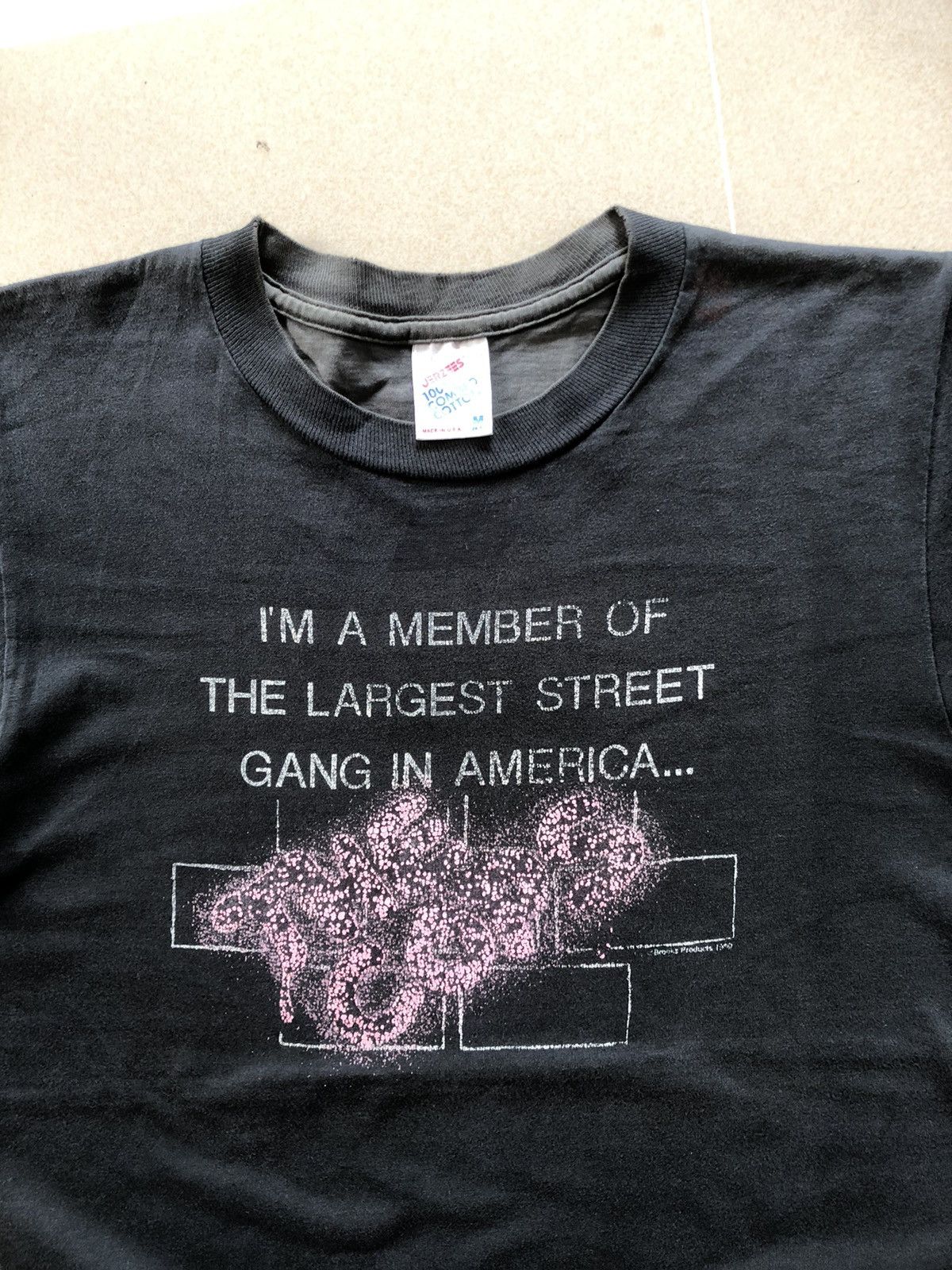 Vintage 🔥Vintage 90s🔥Beauty Sunfaded Movie The Cops Tee Size US M / EU 48-50 / 2 - 4 Thumbnail