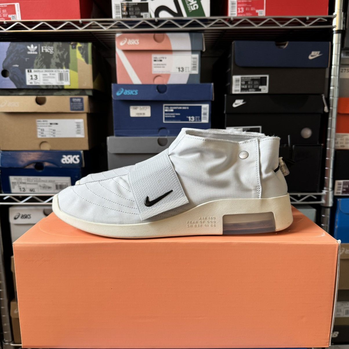 Fear of God × Nike Nike x Fear of God Moc “Pure Platinum” Men’s Size 12 Size US 12 / EU 45 - 1 Thumbnail