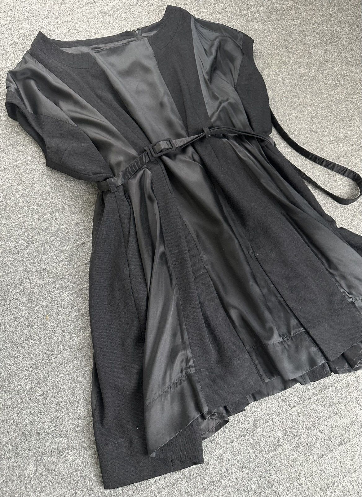 H&M × Maison Margiela Maison Margiela - H&M 2012 Wool/Polyester Midi Belted Dress Size ONE SIZE - 2 Thumbnail