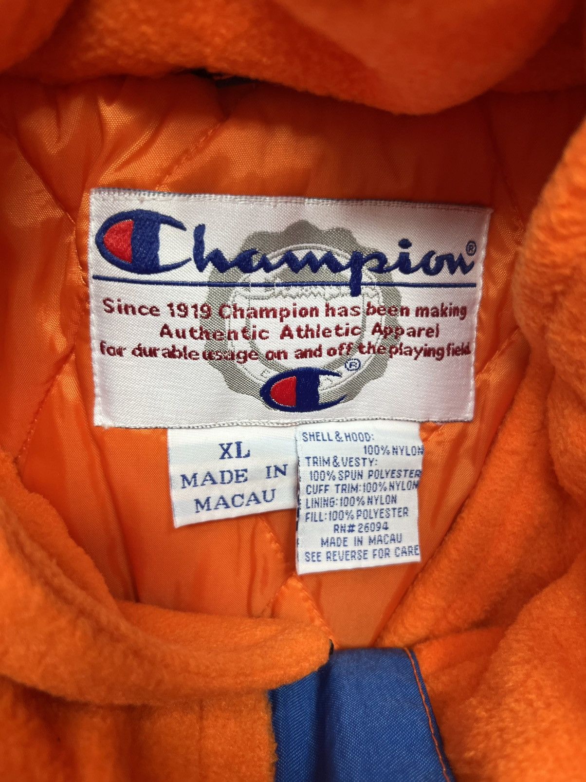 Champion × NFL × Vintage Vintage 90s Denver Broncos Champion Puffer Jacker Size US XL / EU 56 / 4 - 6 Thumbnail