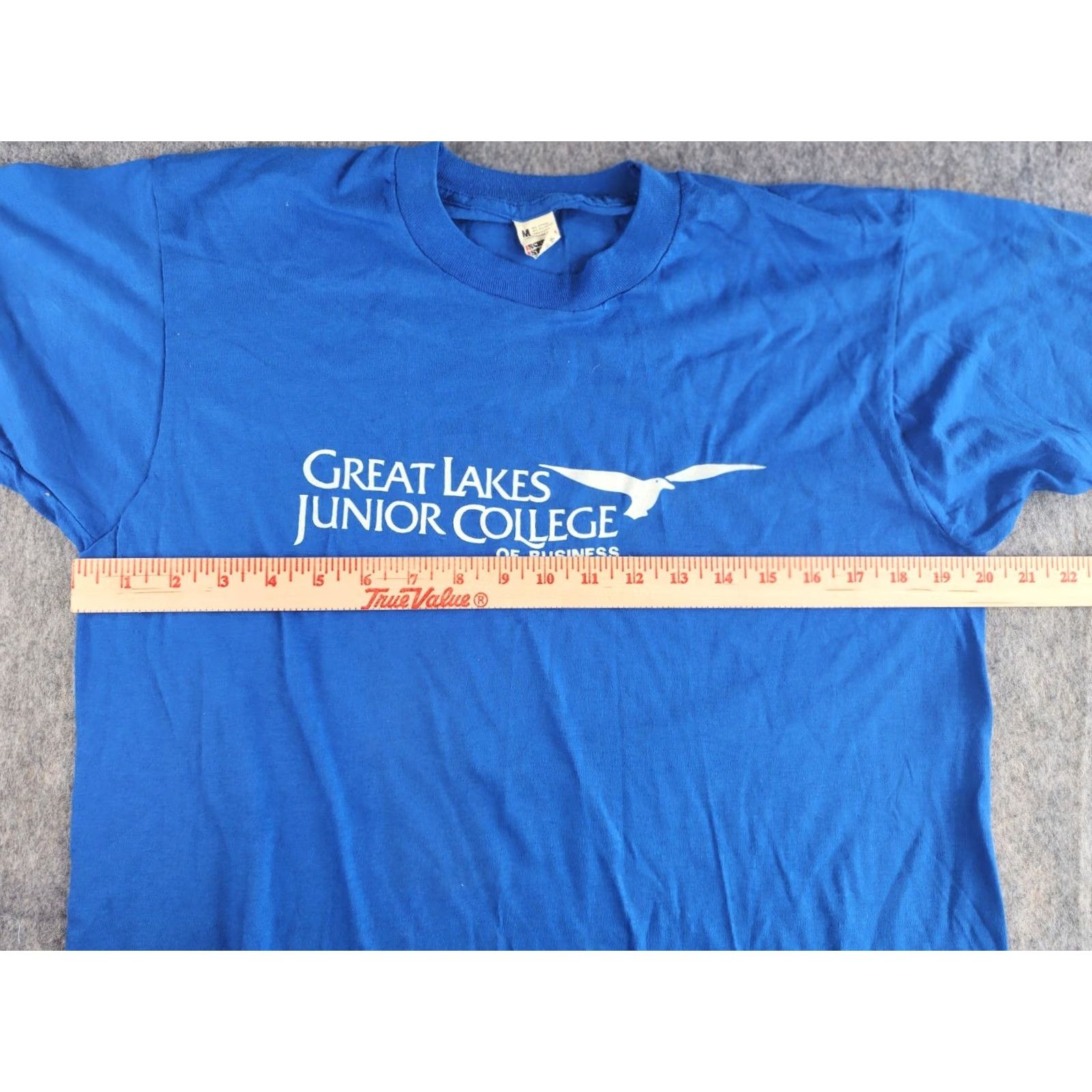 Vintage VINTAGE Great Lakes Junior College Of Business Shirt M Blue Cotton Blend USA Shirt Mens 1980s Screen Stars Size US M / EU 48-50 / 2 - 8 Thumbnail