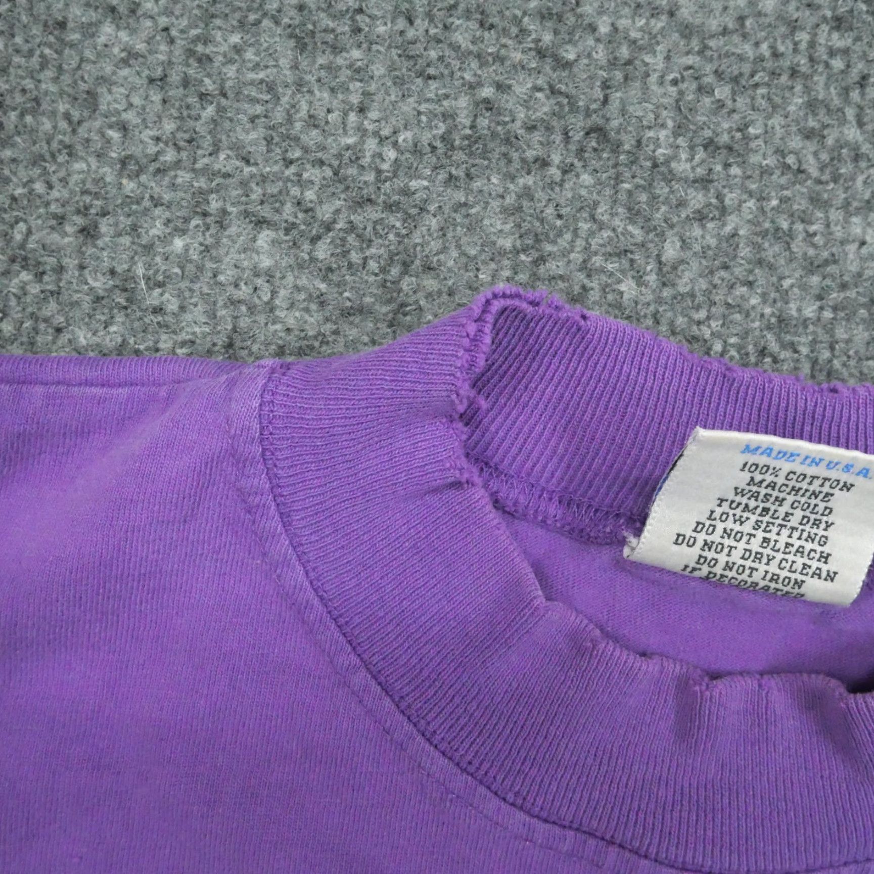 Vintage VINTAGE Williams College T Shirt Mens 90s Purple Cotton Crew Neck Long Sleeve Small Oversized Faded 1990s Gear For Sports Clothing Size US S / EU 44-46 / 1 - 7 Thumbnail