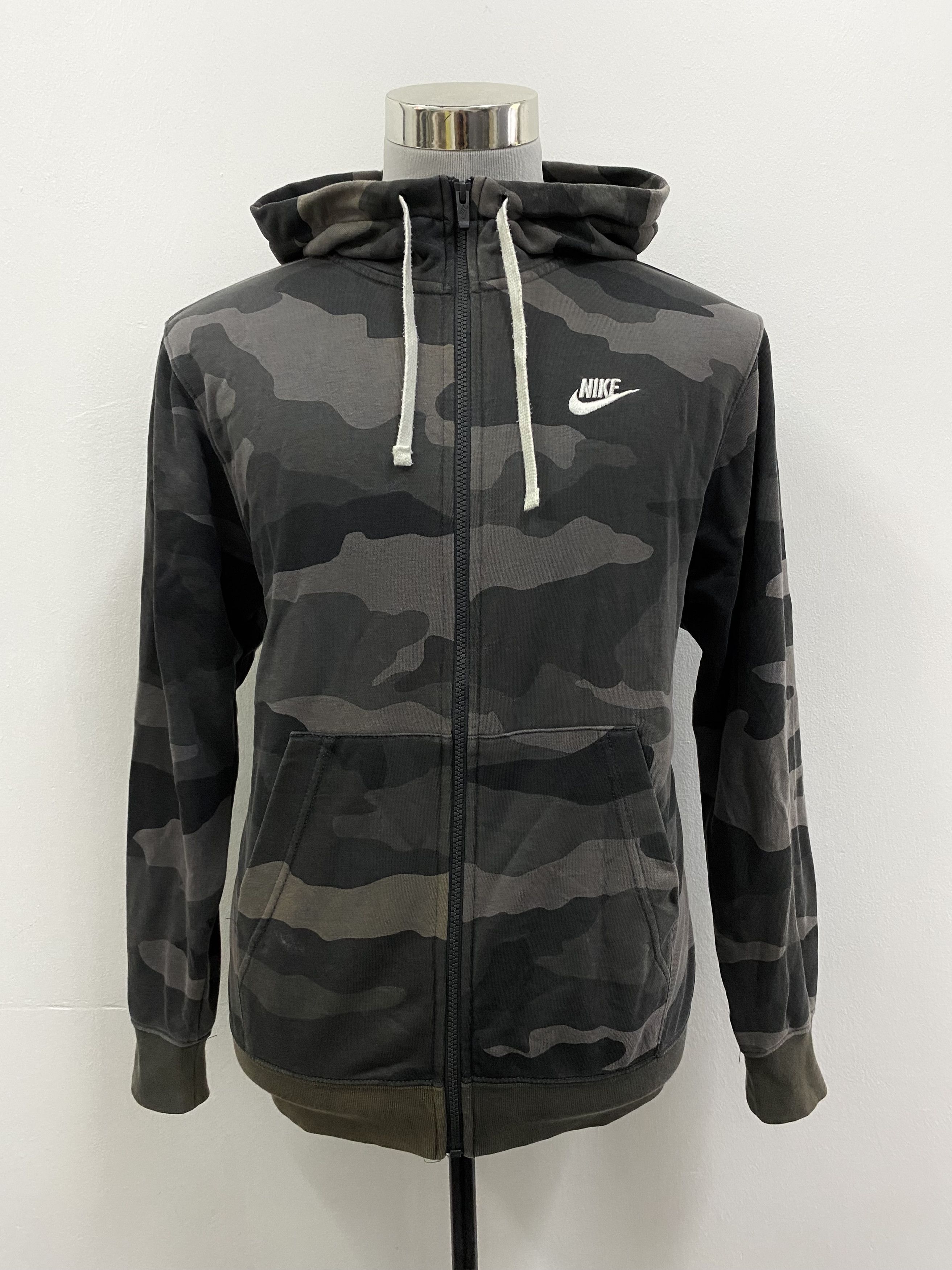Nike Nike Woodlands Camo Hoodie Size US M / EU 48-50 / 2 - 1 Thumbnail