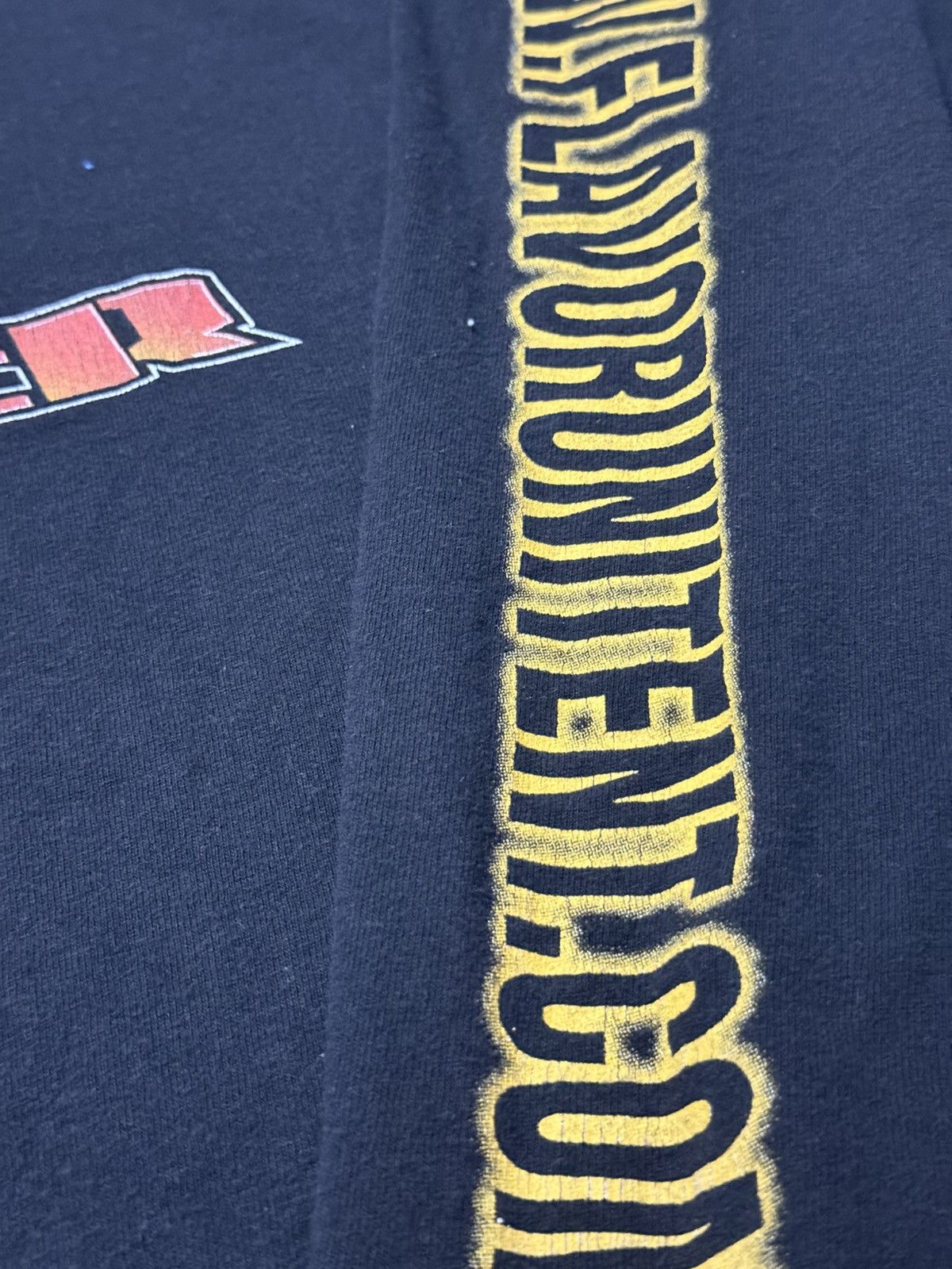 Vintage VINTAGE 00s FLAVOR UNIT THE TAKEOVER QUEEN LATIFAH RAP TEES Size US XL / EU 56 / 4 - 6 Thumbnail