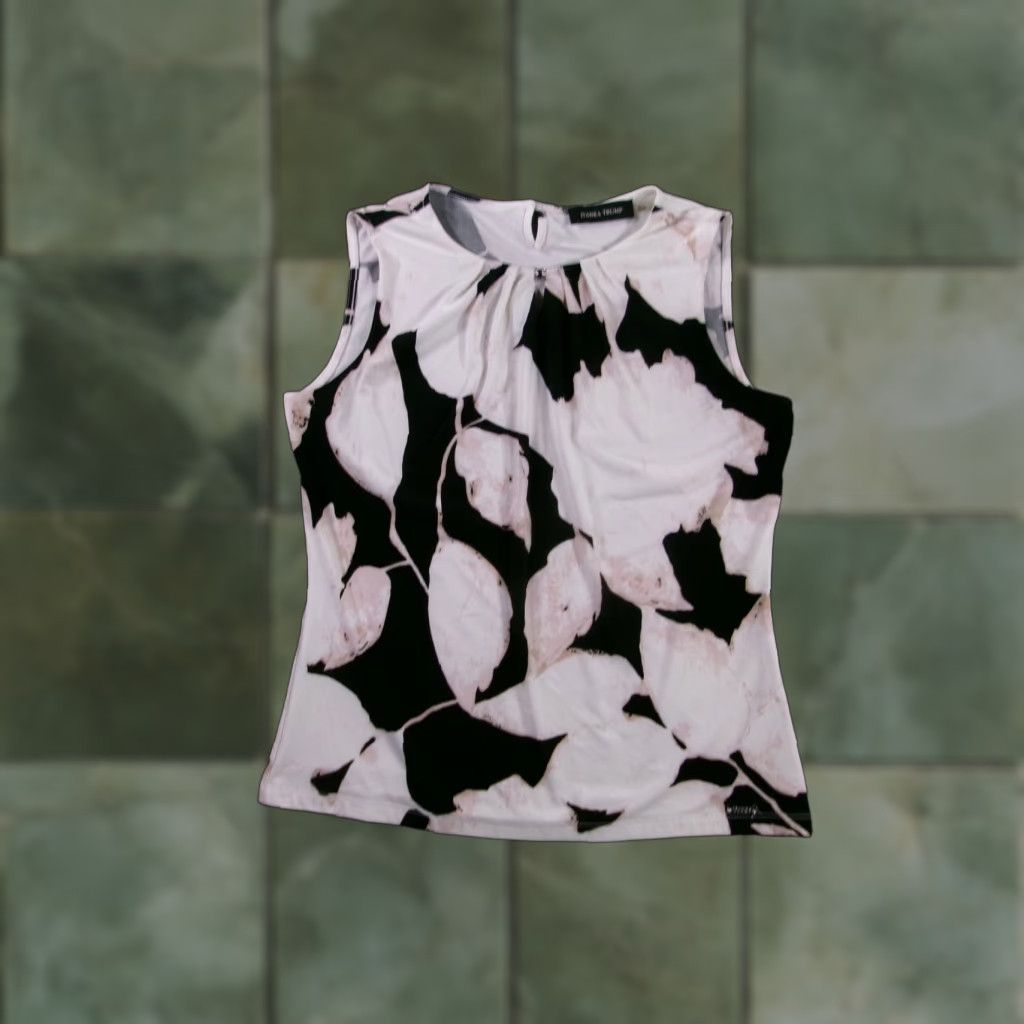 Layer 8 Ivanka Trump Top Women Sleeveless Floral White Black Pink Keyhole Base Layer Capsule Shirt S White Floral Pattern Mens? Wait. Size S / US 4 / IT 40 - 1 Thumbnail