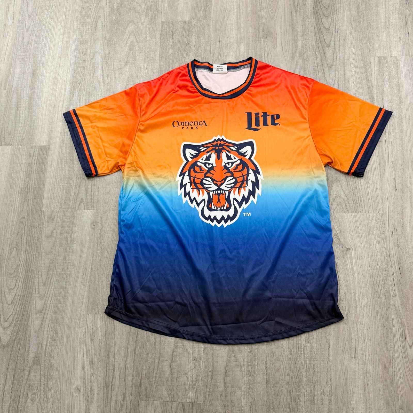 MLB Detroit Tigers Baseball Soccer Jersey Men's XL Tigres FC Size US XL / EU 56 / 4 - 1 Thumbnail