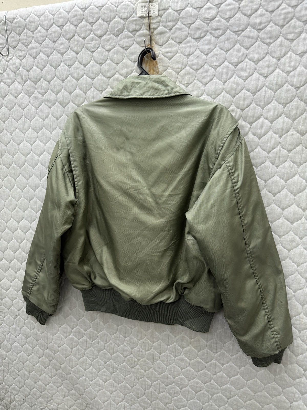 Vintage 🔥🔥🔥VINTAGE US ARMY CWU 45 BOMBER JACKET Size US M / EU 48-50 / 2 - 6 Thumbnail
