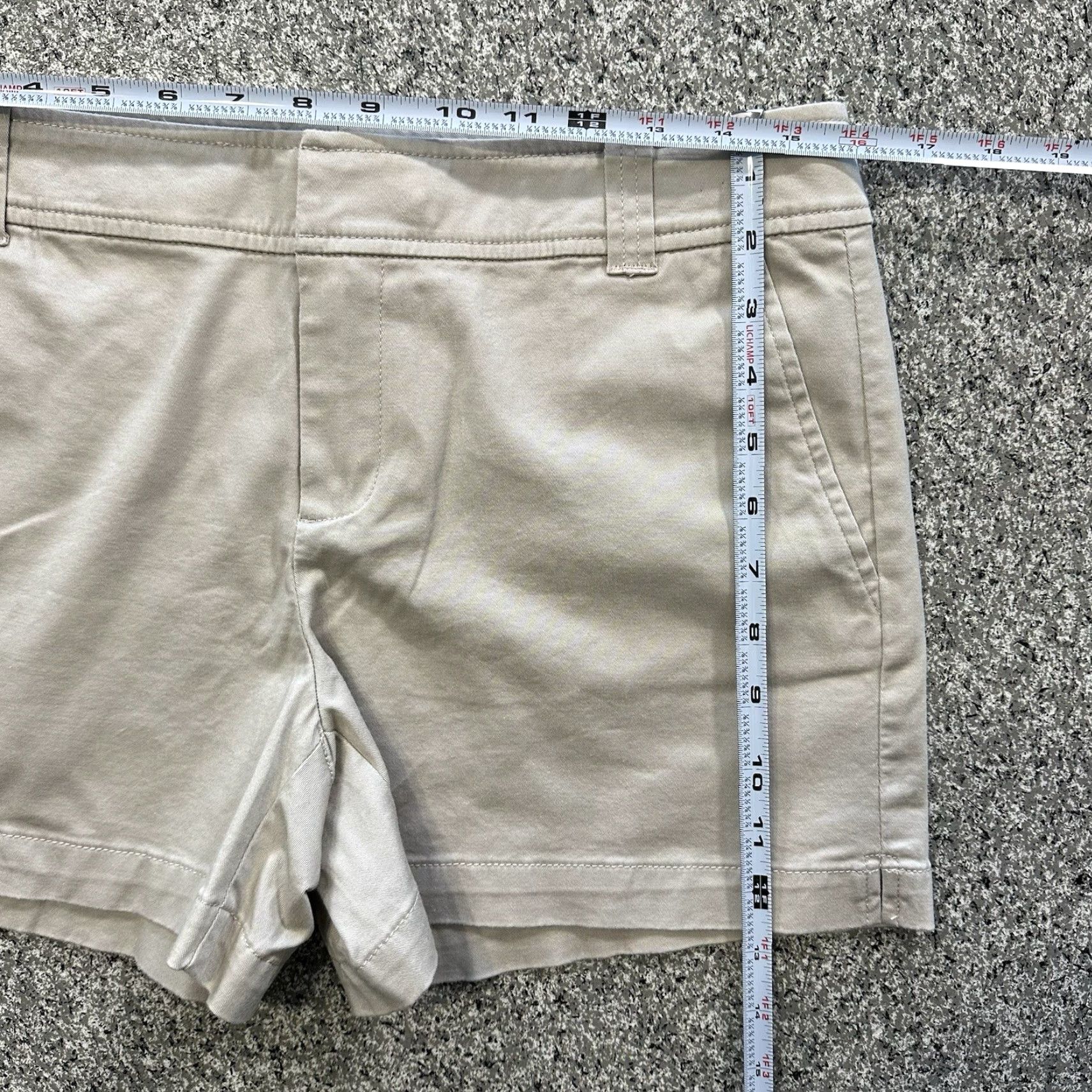 Vintage New York & Company Short Chino Beige 6 Mid Rise 4” Stretch Women's Regular Pocket 5-Pocket Design Beige Cotton Spandex Casual 90s? Size 28" / US 6 / IT 42 - 6 Thumbnail