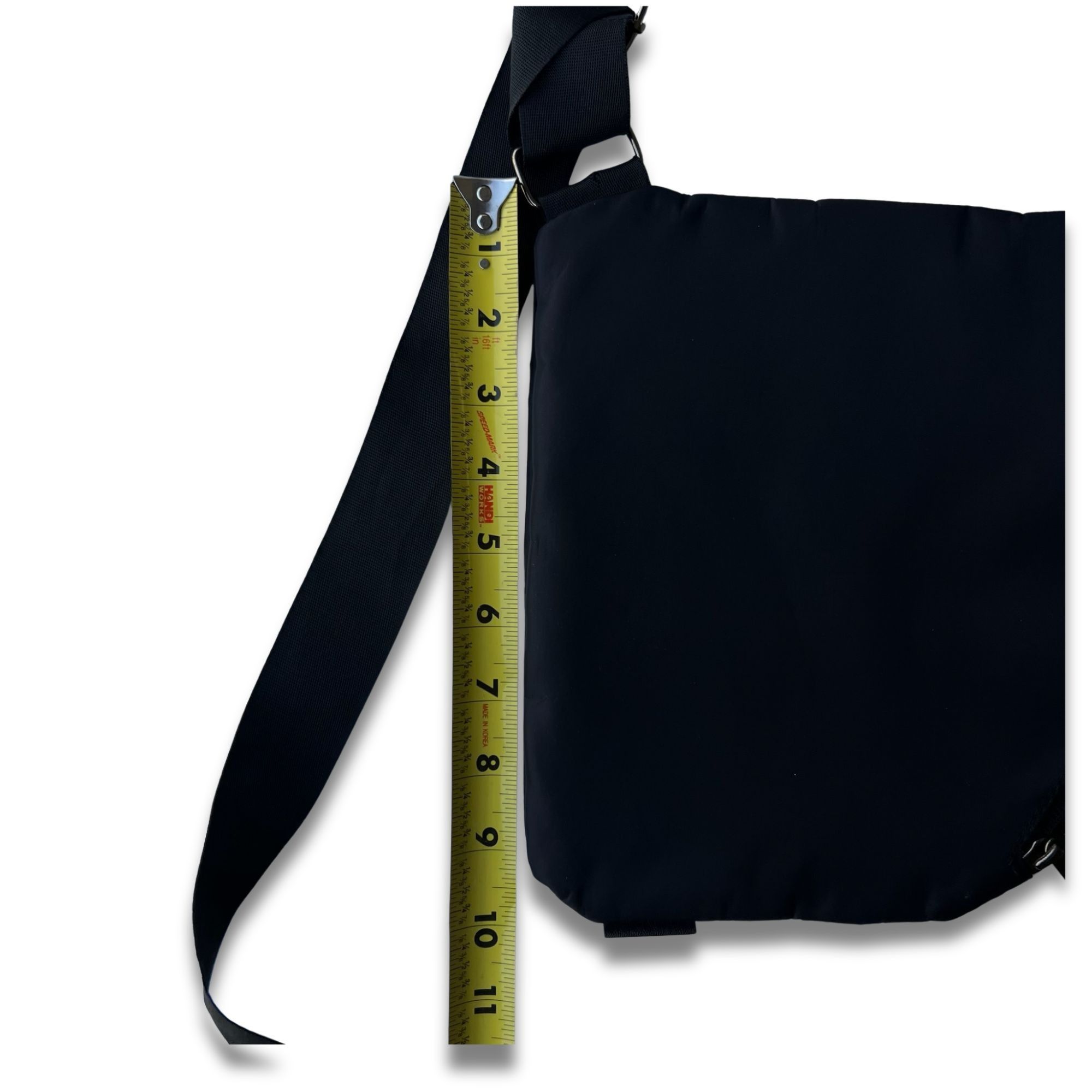 Other Black Sling Bag With Adjustable Strap & Multiple Zipper Pock Size ONE SIZE - 7 Thumbnail