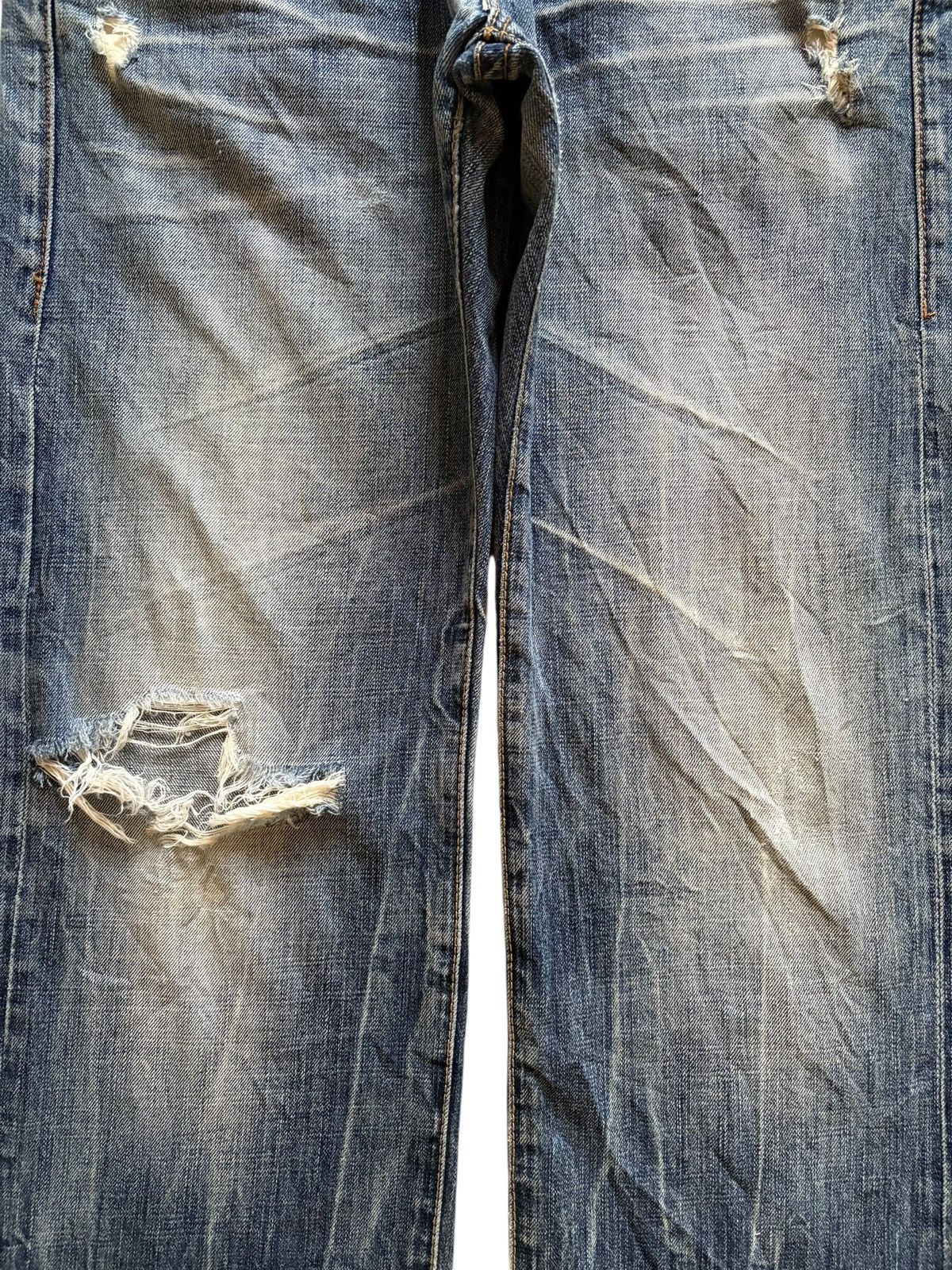 Japanese Brand Vintage Japanese Brand Faded Wash Distressed Baggy Jeans Size US 35 - 5 Thumbnail