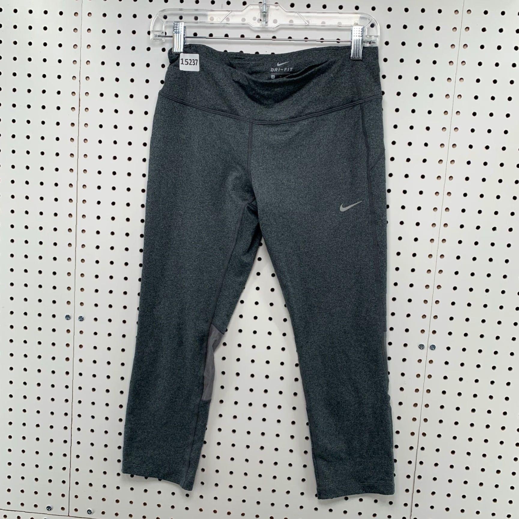 Nike Nike Dri-FIT Leggings Cropped Women's Gray Medium 27X21 Yoga Activewear M Womens Size 32" / US 10 / IT 46 - 6 Thumbnail