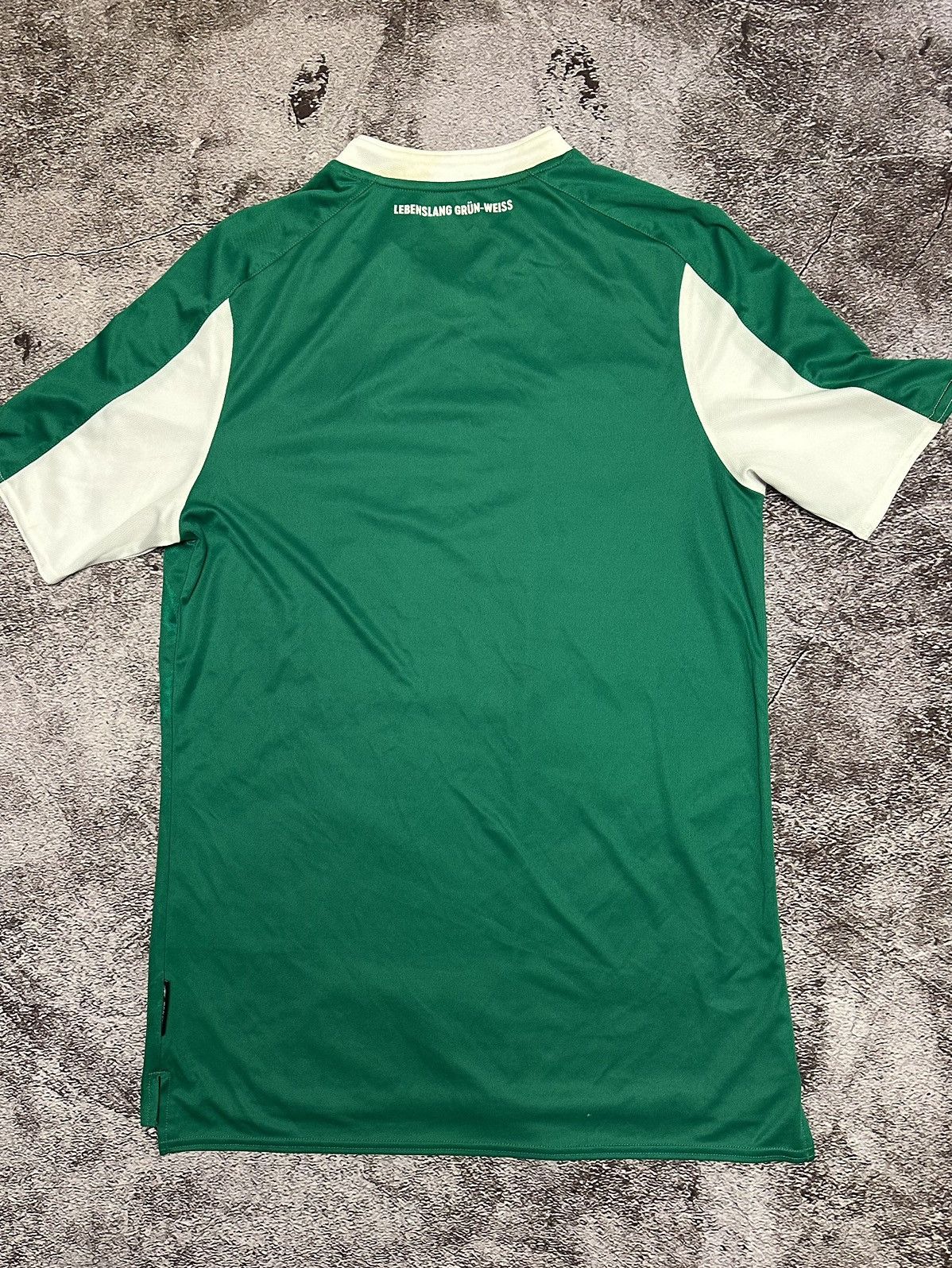 Umbro MENS UMBRO WERDER 2021 SOCCER FOOTBALL SHIRT JERSEY SIZE M Size US M / EU 48-50 / 2 - 4 Thumbnail
