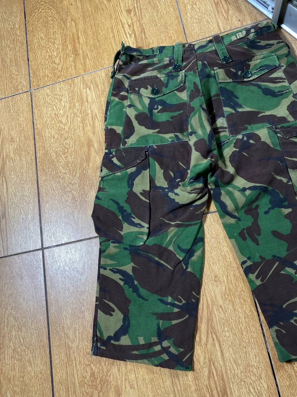 Vintage Vintage Custom Baggy Fit Camo Cargo Shorts Size US 32 / EU 48 - 5 Thumbnail