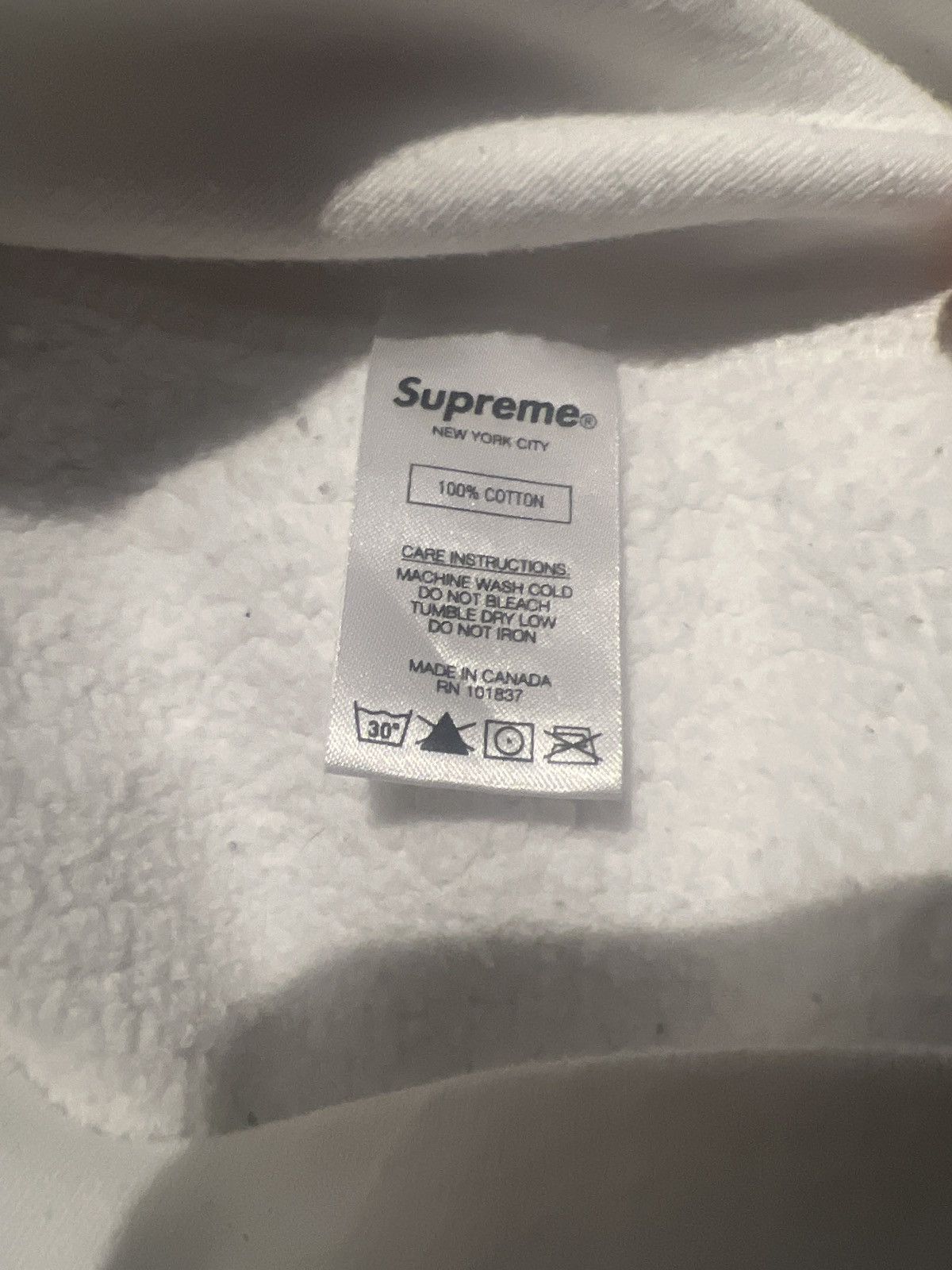 Supreme Supreme S logo Size US L / EU 52-54 / 3 - 5 Thumbnail