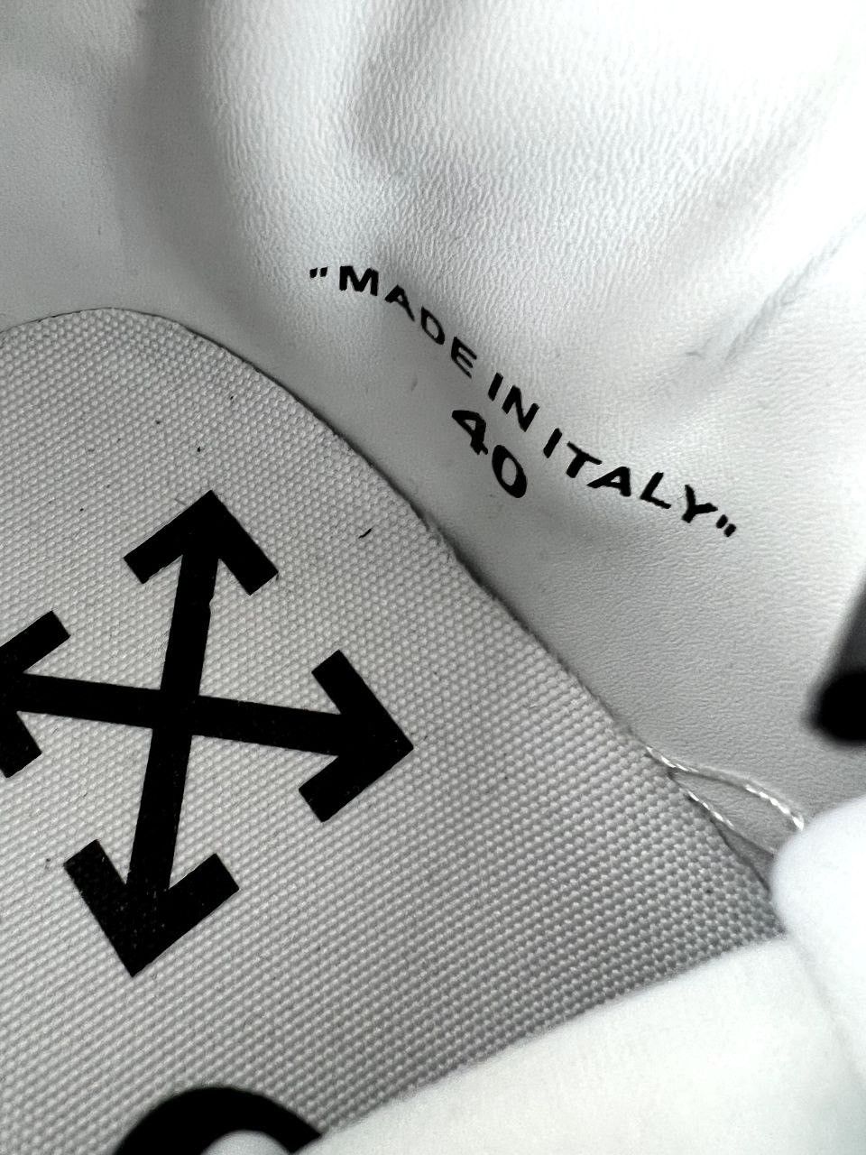 Off-White OFF-WHITE High-top court 3.0 sneakers "Sample pair" Size US 7 / EU 40 - 17 Thumbnail