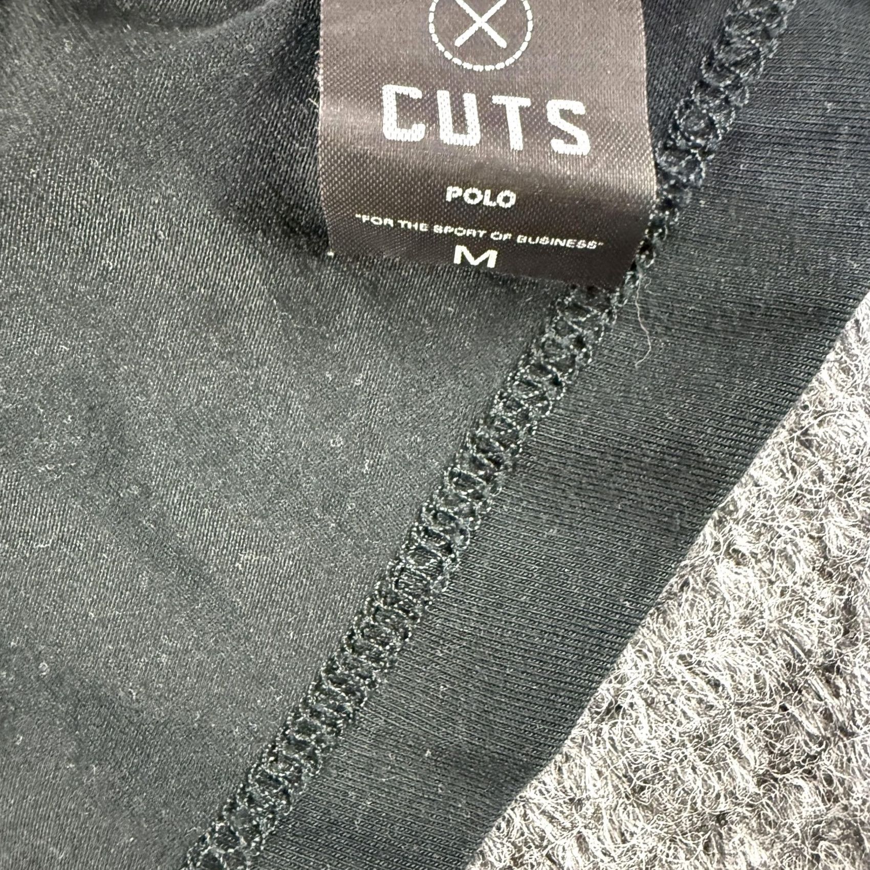 Cuts Cuts Polo Shirt Mens Medium Black Curve-Hem Short Sleeve Performance Golf Size US M / EU 48-50 / 2 - 7 Thumbnail