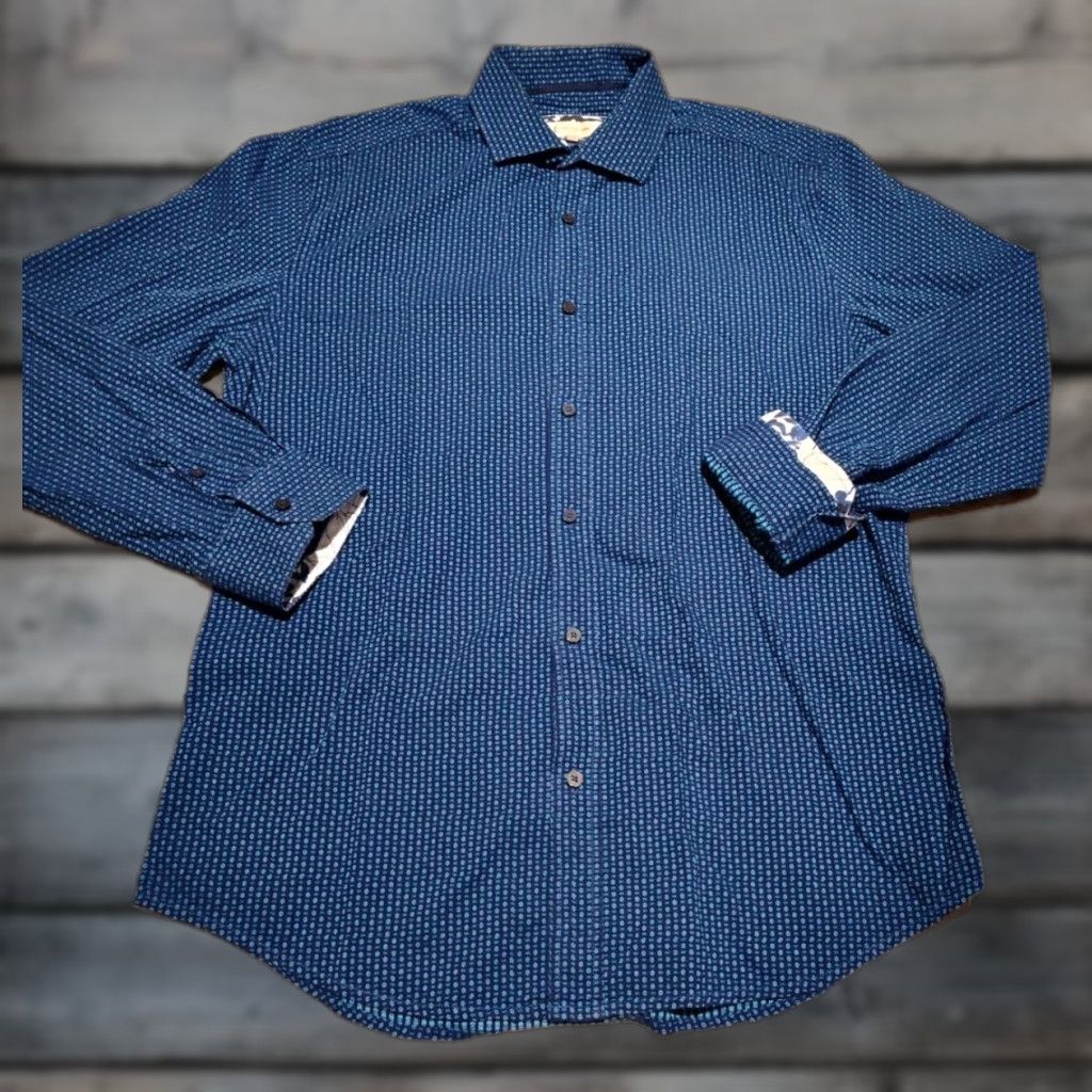 Other Limited Edition 1 Like No Other Blue Button-Up Shirt Men’s Size 15.5 Snowflake Pattern Casual Formal Size US M / EU 48-50 / 2 - 1 Thumbnail