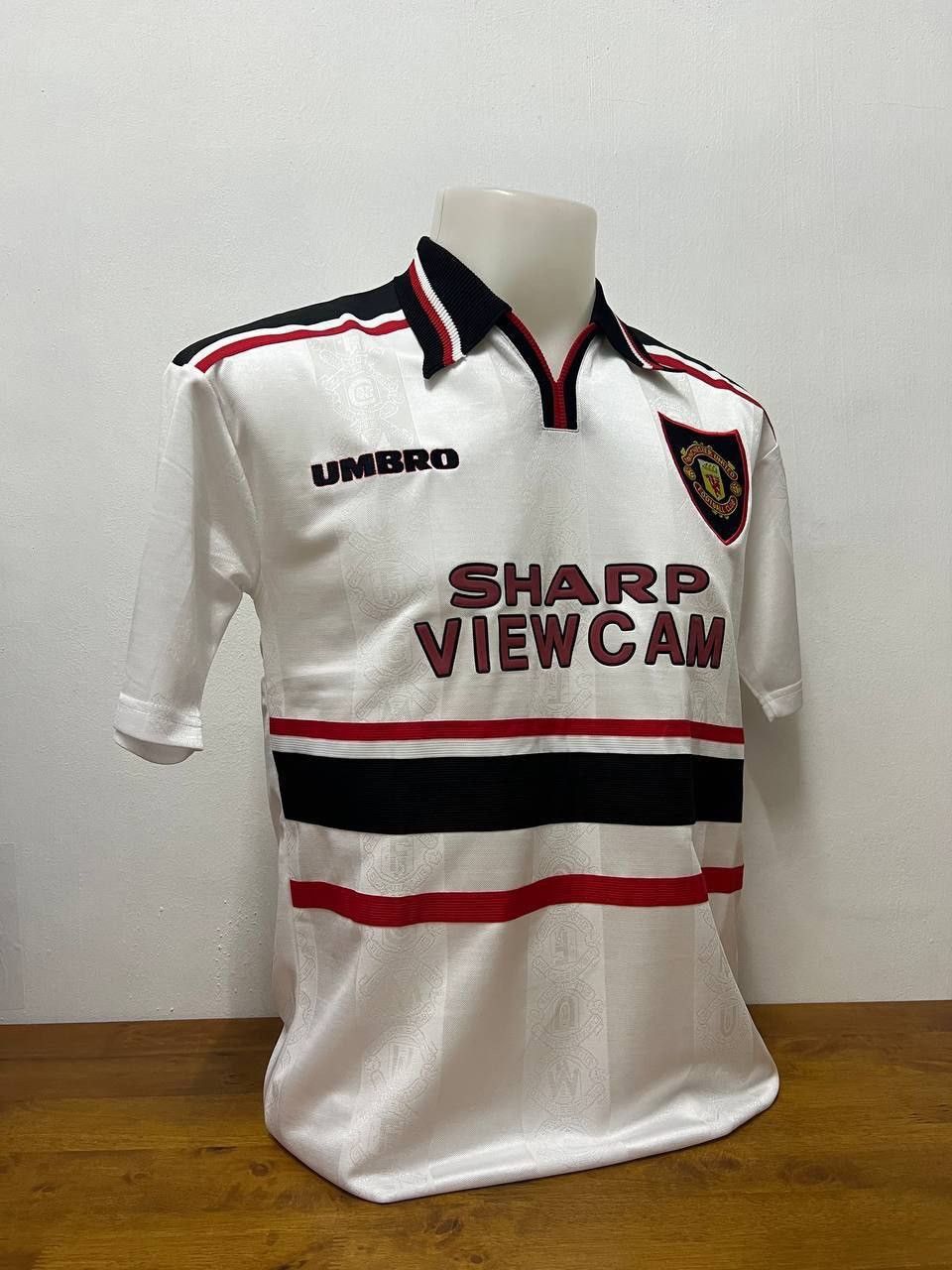 Vintage Vintage Jersey Manchester United 1997-1998 Away Kit Size US XL / EU 56 / 4 - 2 Thumbnail