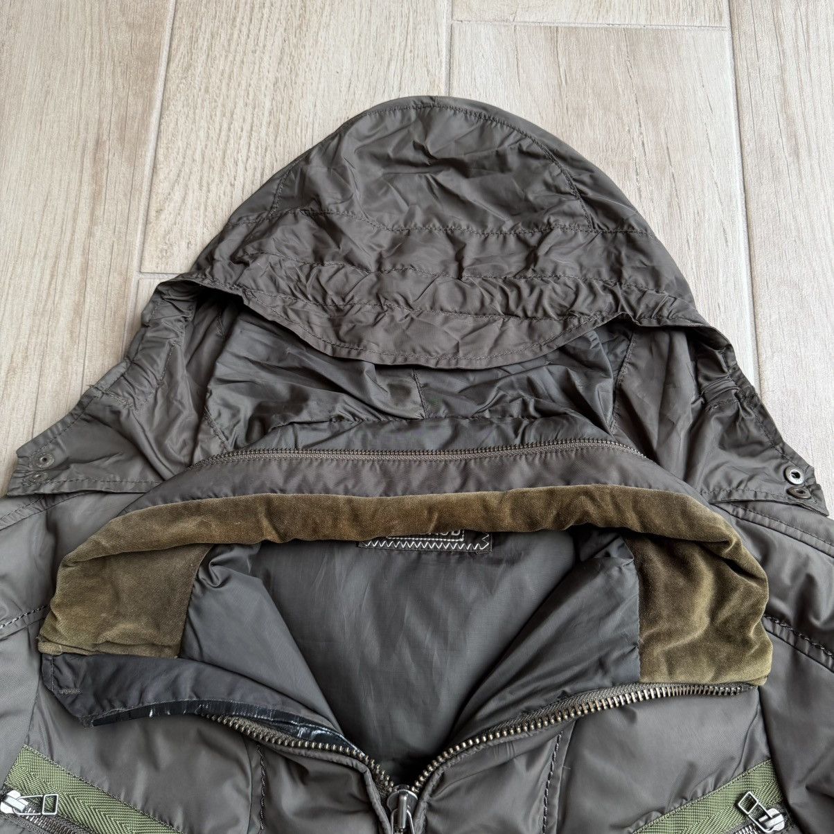 Marithe + Francois Girbaud 2000s Panel Detail Corduroy Collar Puffer Jacket Size US M / EU 48-50 / 2 - 4 Thumbnail