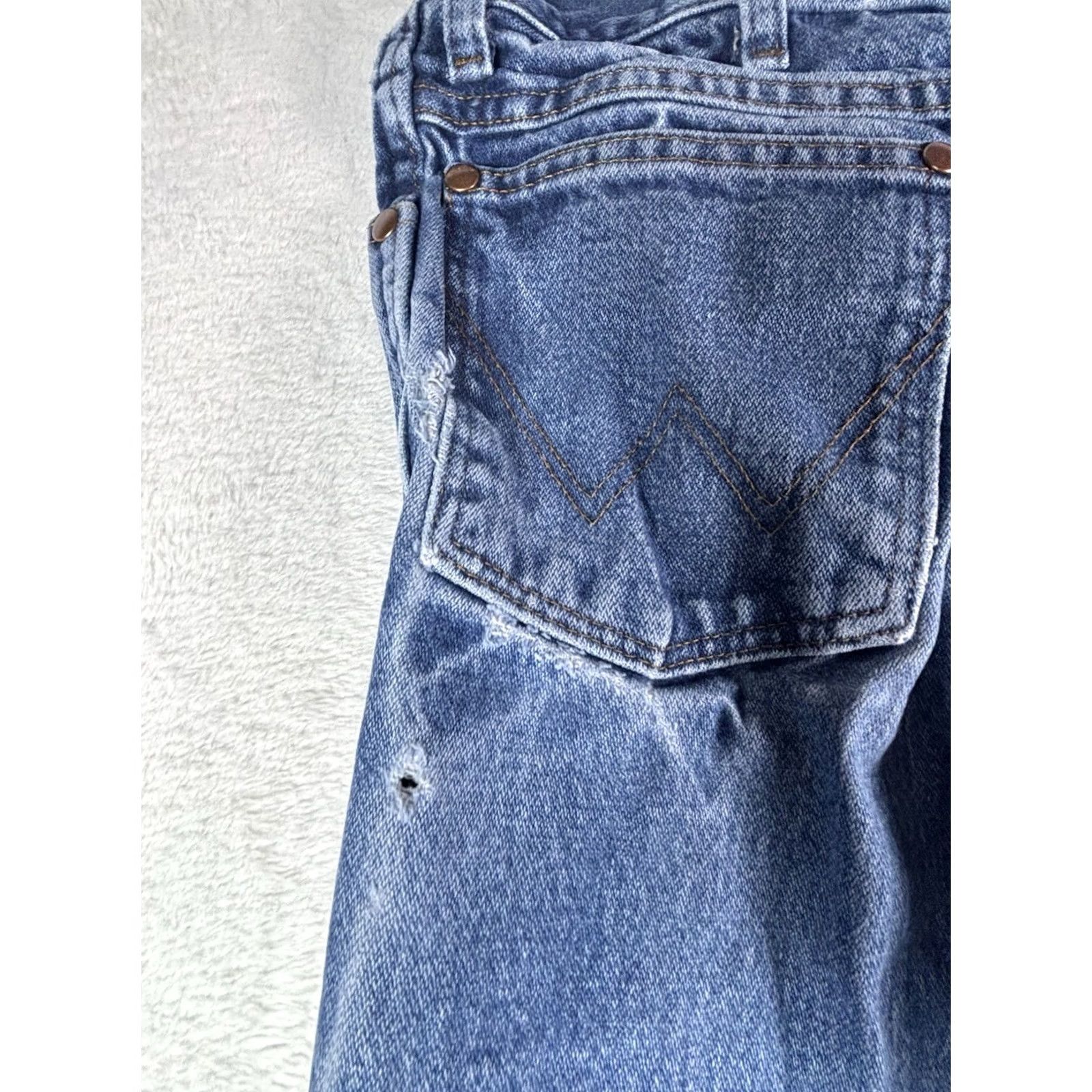 Wrangler VINTAGE Wrangler Men's Jeans 28x34 Blue Denim Cowboy Cut Rodeo Western Rancher Jeans Size US 28 / EU 44 - 7 Thumbnail
