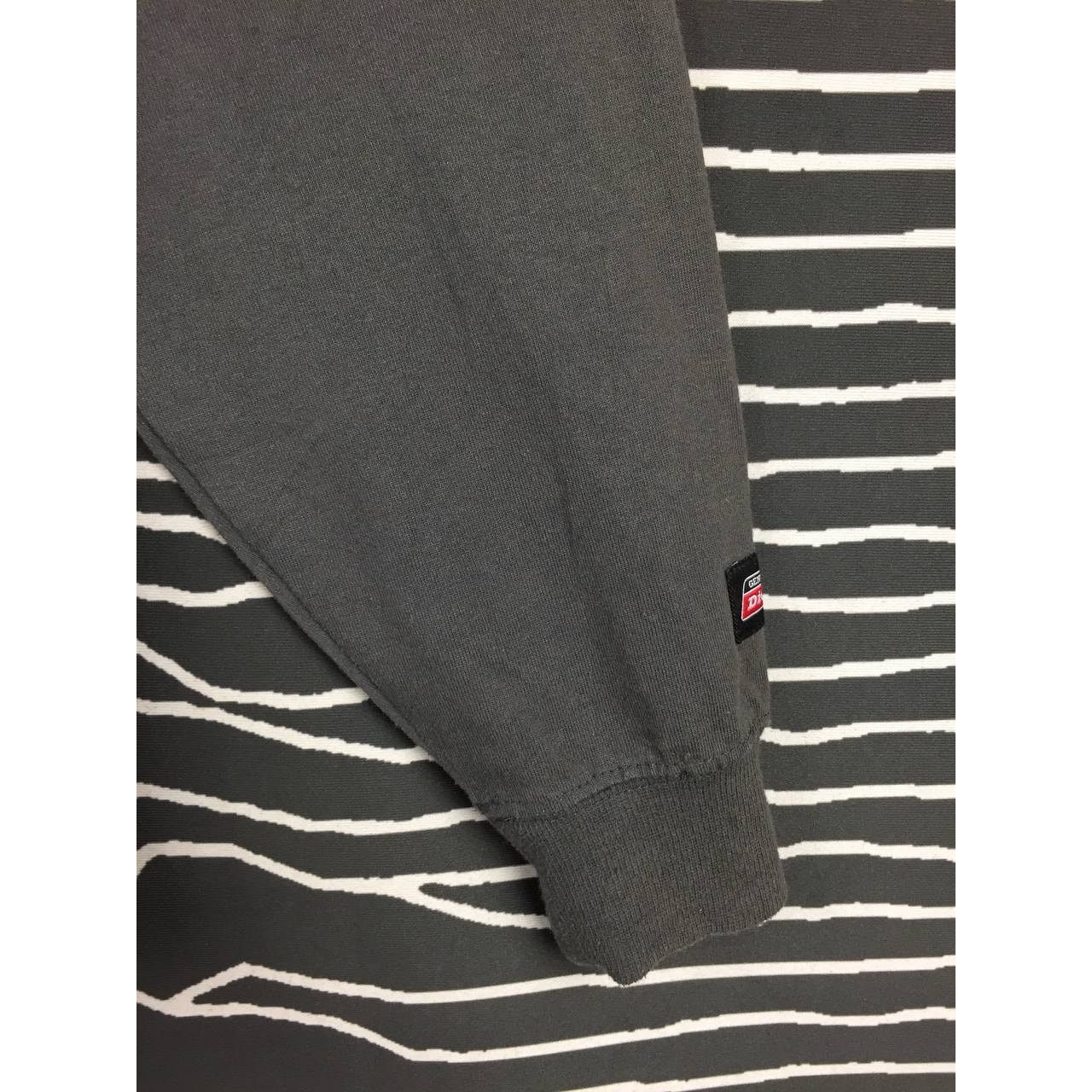 Dickies × Vintage Vtg Dickies Spell Out Logo Longsleeve Tee Size M Size US M / EU 48-50 / 2 - 8 Thumbnail