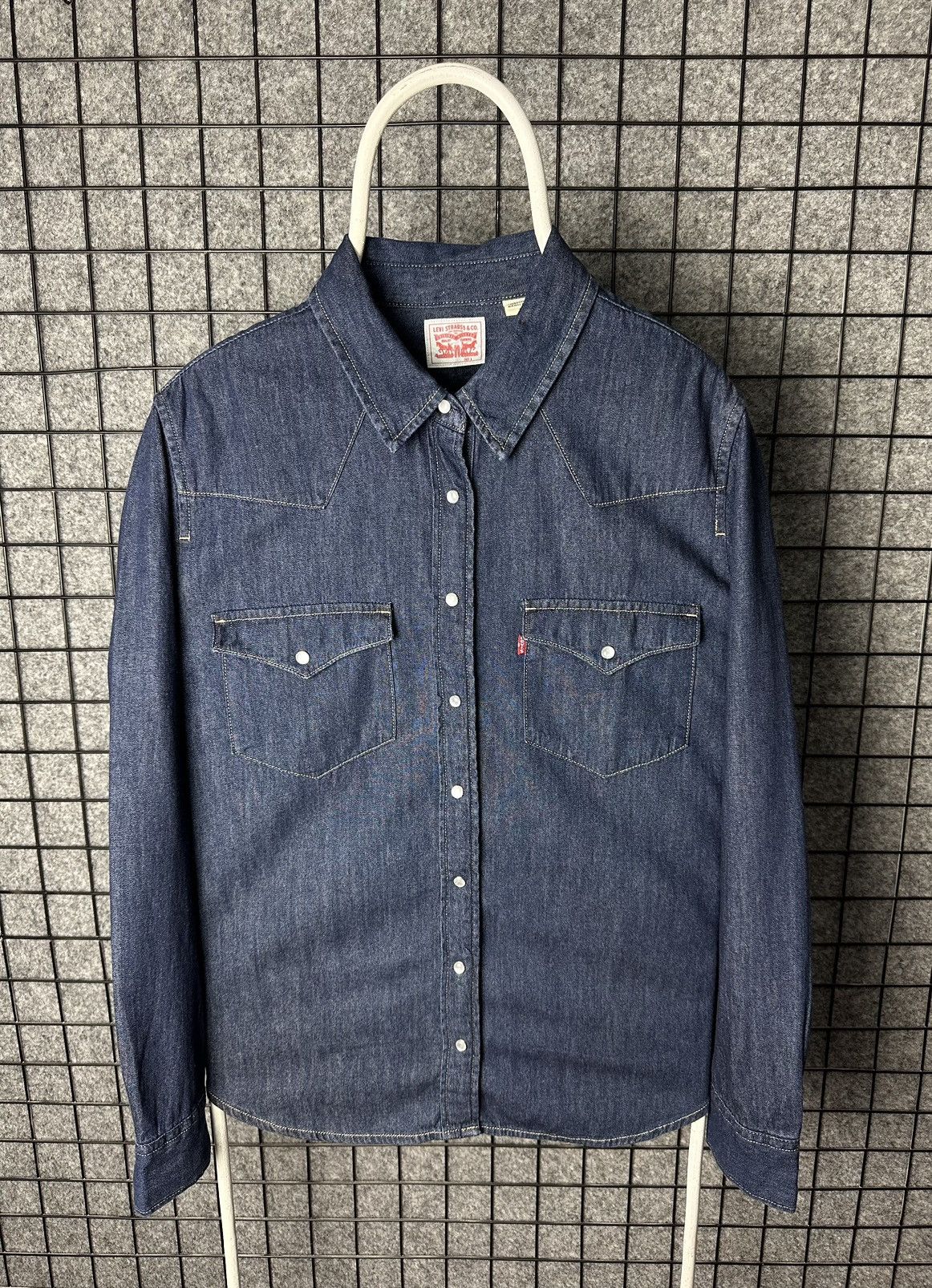Levi's Levis Streetwear Casual Snap Button Denim Shirt Size L Size L / US 10 / IT 46 - 1 Thumbnail