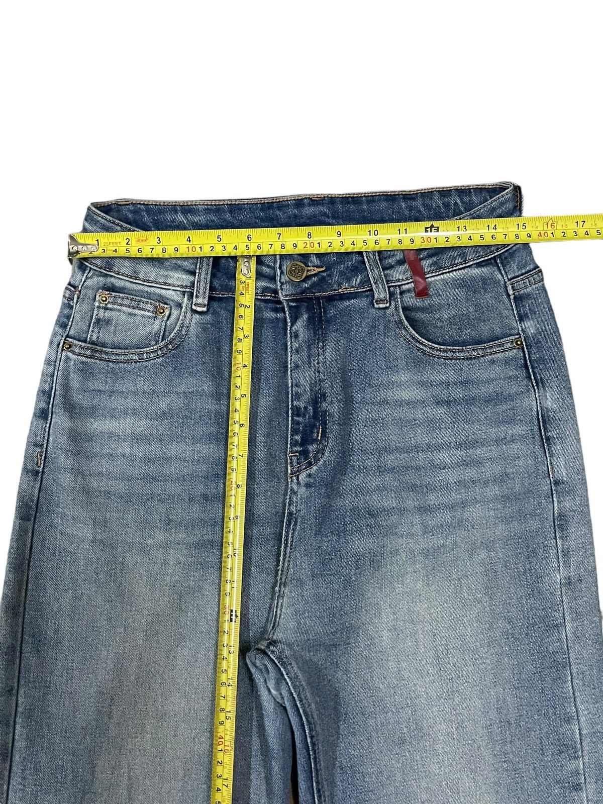 Japanese Brand Vintage Japanese Brand Embroidery Logo Baggy Style Jeans Size US 30 / EU 46 - 15 Thumbnail