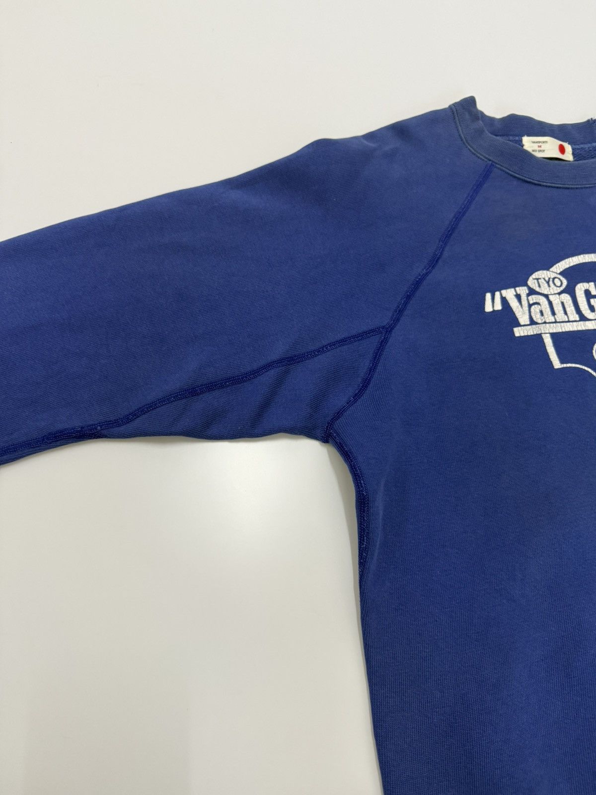 Van 🔥 90s VanSport Van Guards Football Sweatshirt Raglan Sleeve Size US M / EU 48-50 / 2 - 5 Thumbnail