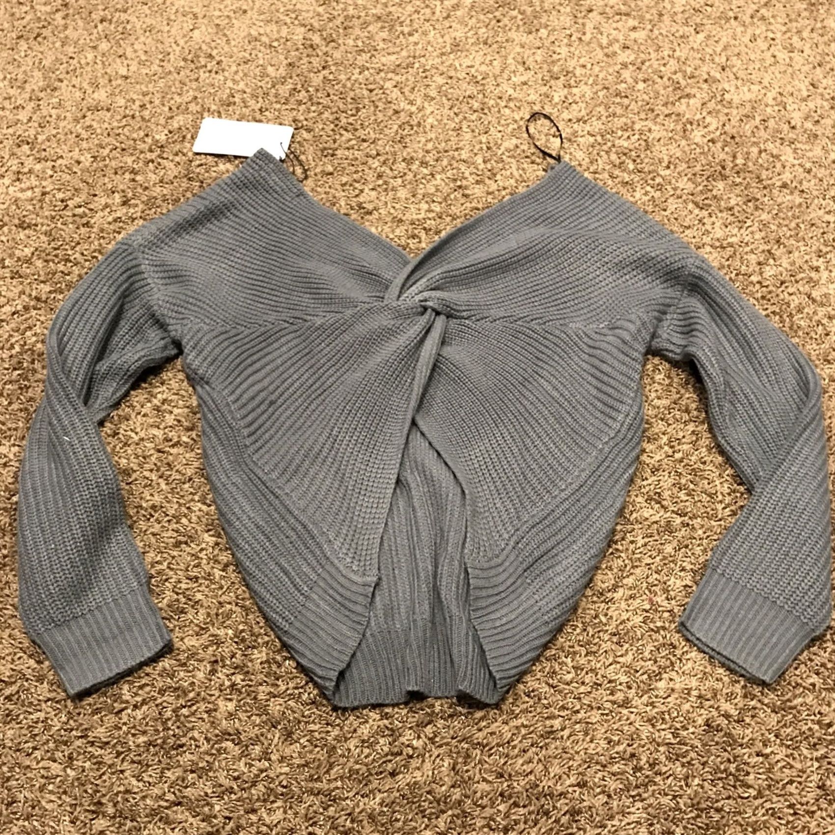 Vintage Love Tree Womens L Acrylic Knot Sweater V-Neck Long Sleeve Blue NWT a16 Size L / US 10 / IT 46 - 3 Thumbnail