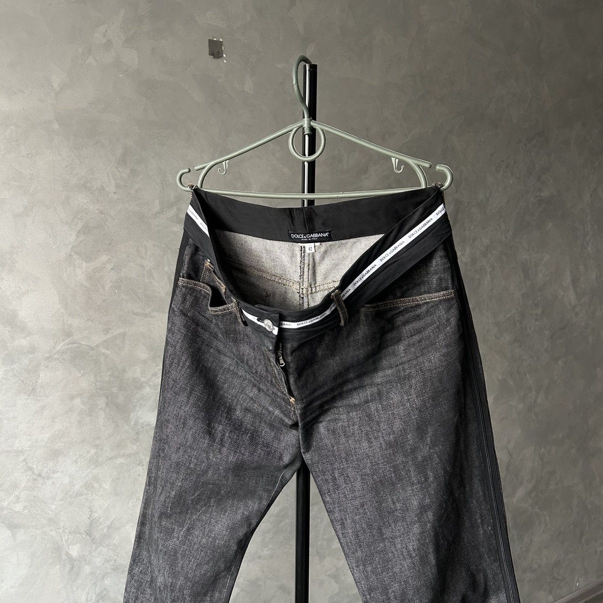 Dolce & Gabbana Rare Dolce & Gabbana Logo Waistband Black Wide Leg Jeans Size 28" / US 6 / IT 42 - 1 Thumbnail