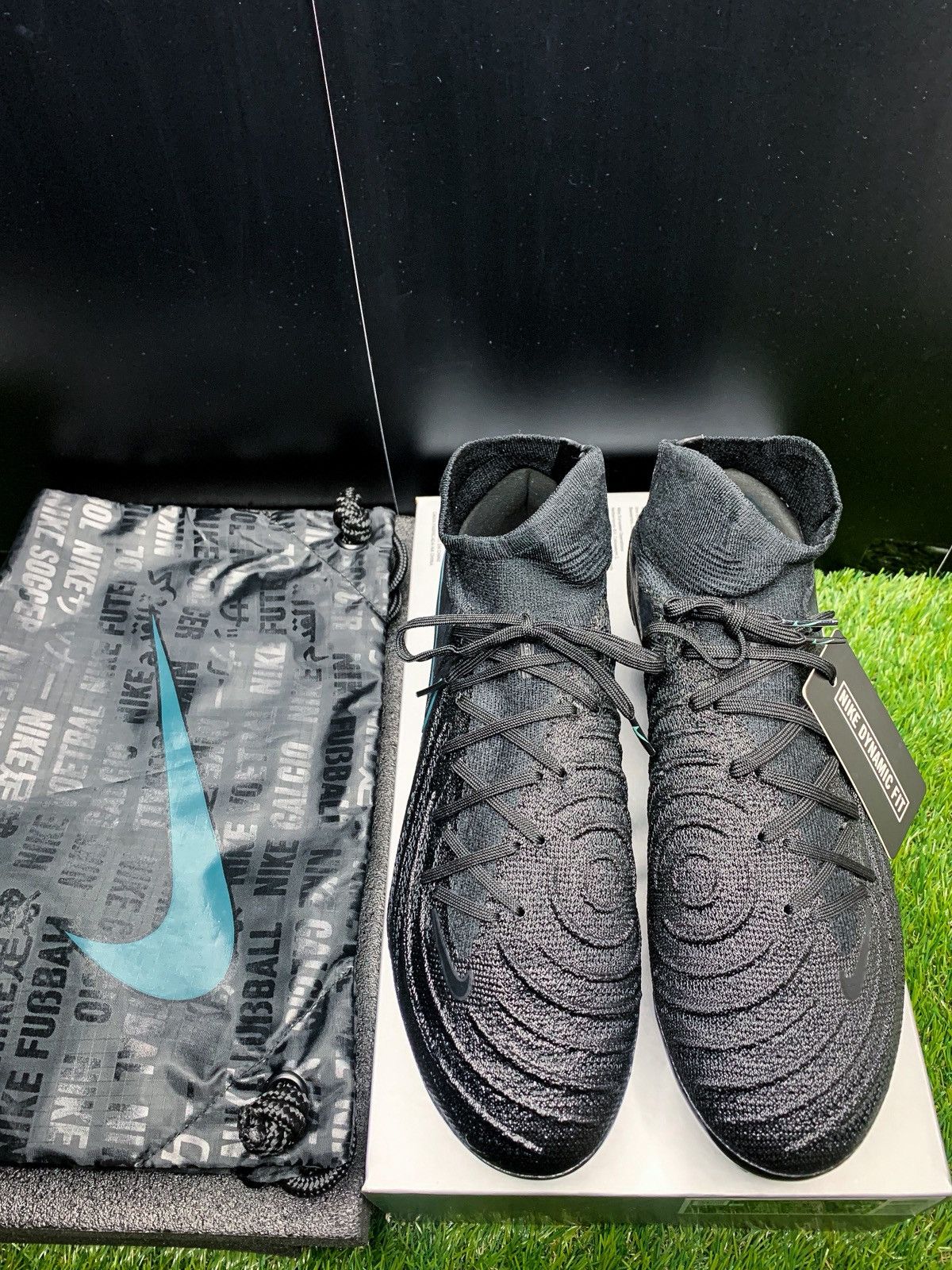 Nike Nike Phantom Luna 2 Elite Size US 8 / EU 41 - 2 Thumbnail