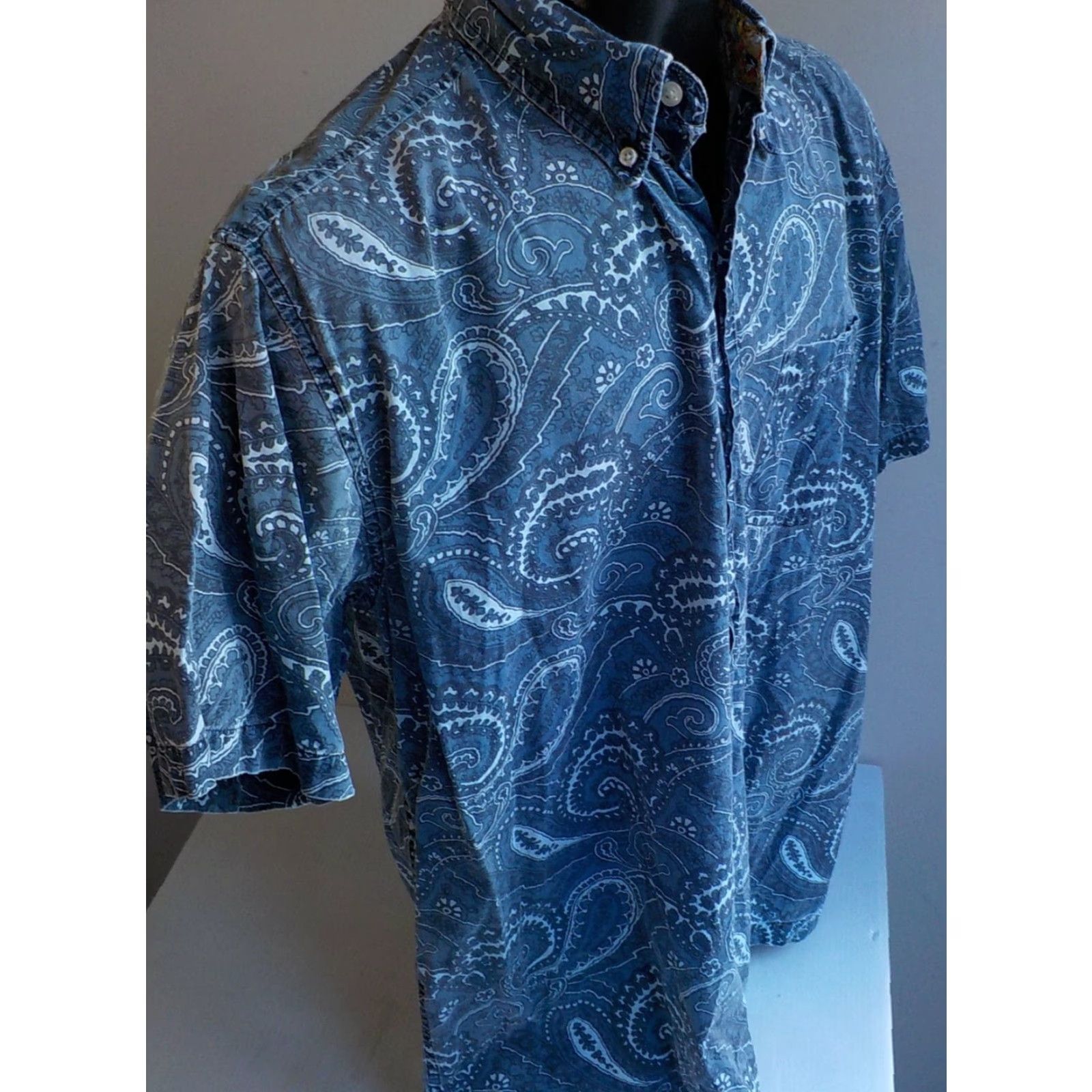 Vintage VINTAGE R&G Paisley Button-Up Shirt BLUE Short Sleeve Large Mens 70s 80s 90s Size US L / EU 52-54 / 3 - 3 Thumbnail