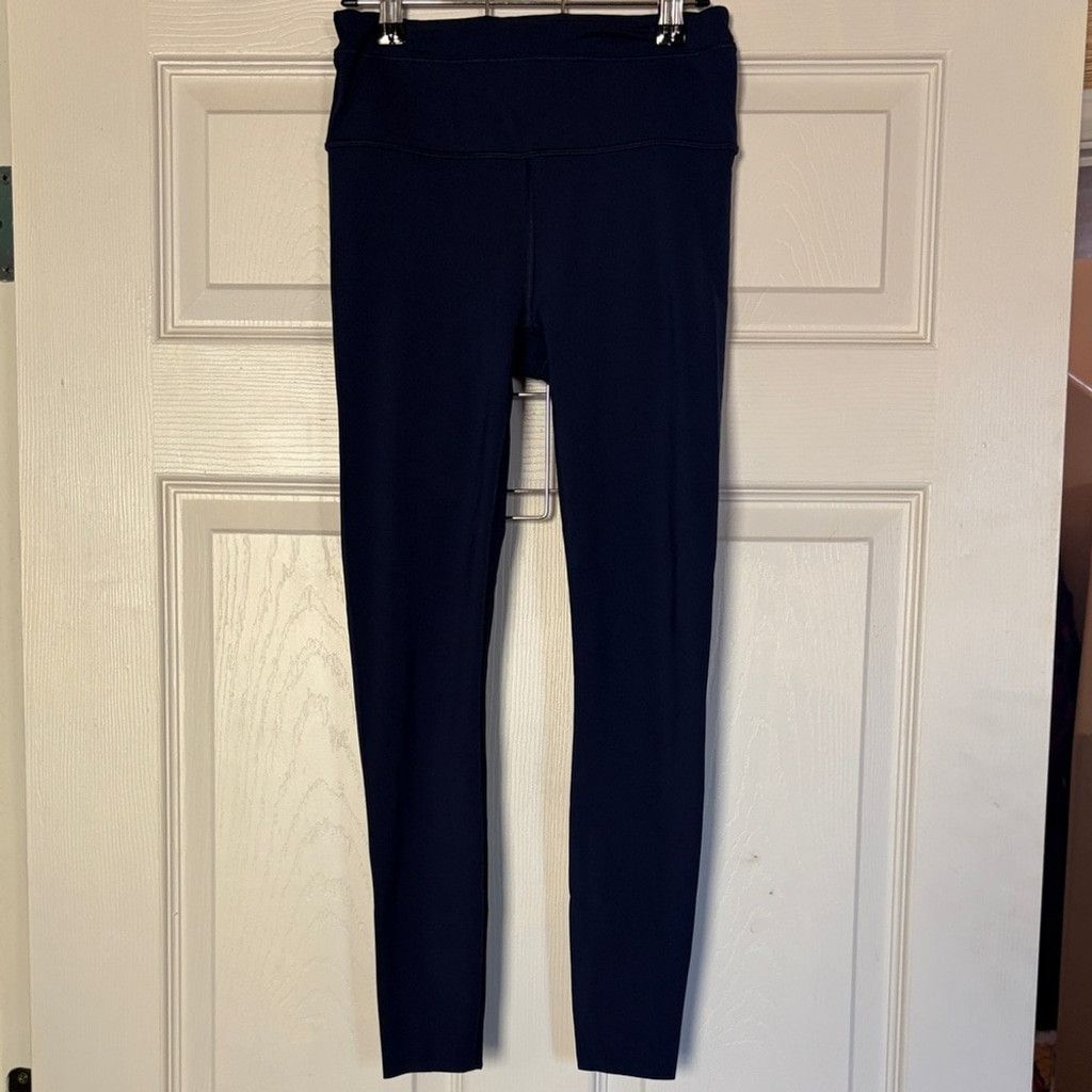 Athleta Athleta Accelerate 7/8 Tight Navy Leggings | EUC | Sz XS Size 25" / US 0 / IT 36 - 4 Thumbnail