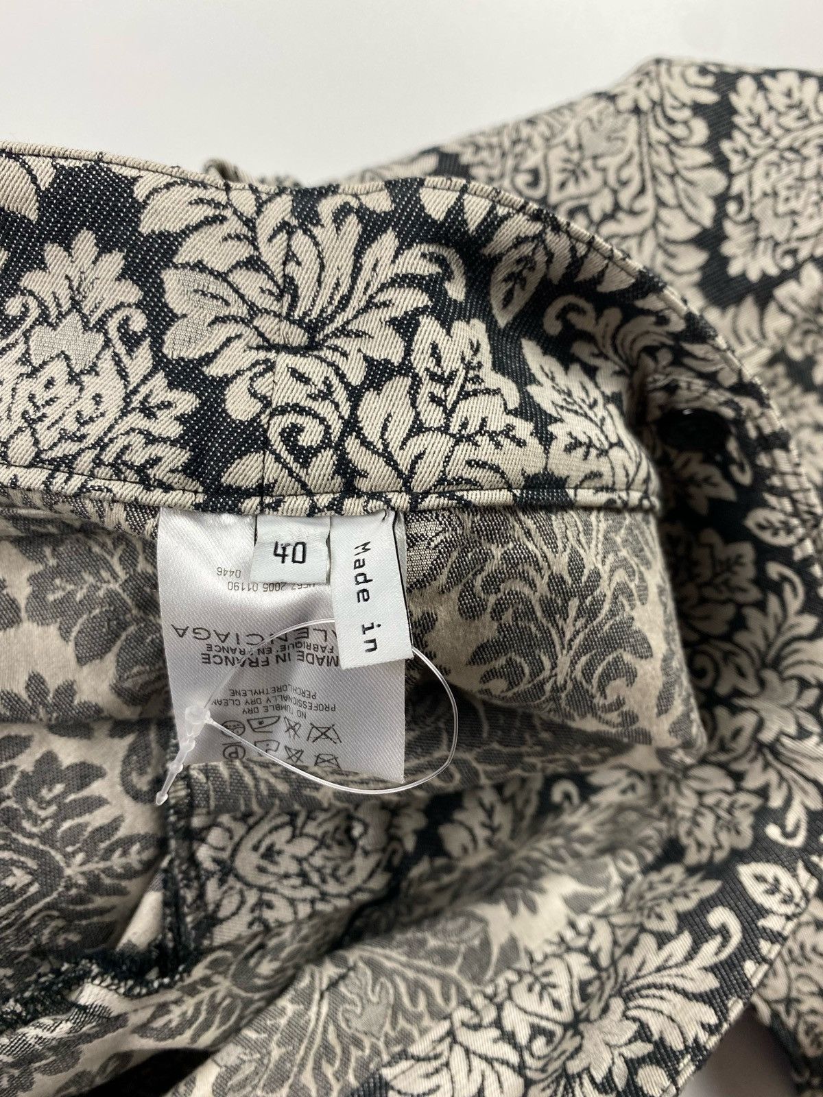 Balenciaga Balenciaga Floral Pants Size US 30 / EU 46 - 9 Thumbnail