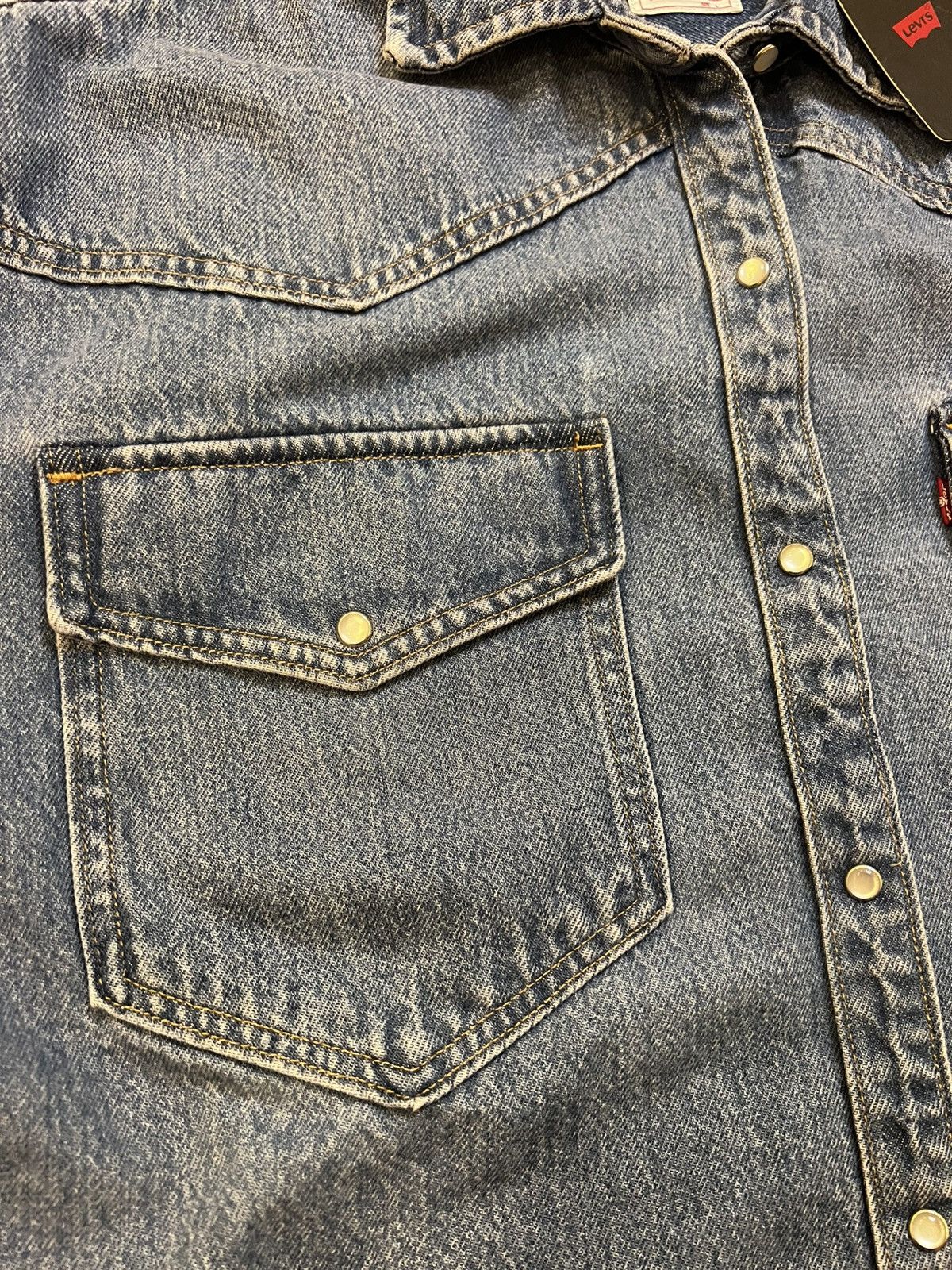 Levi's × Levi's Vintage Clothing New with Tags Levi Pearl Snap Denim Long Sleeve Size US L / EU 52-54 / 3 - 7 Thumbnail
