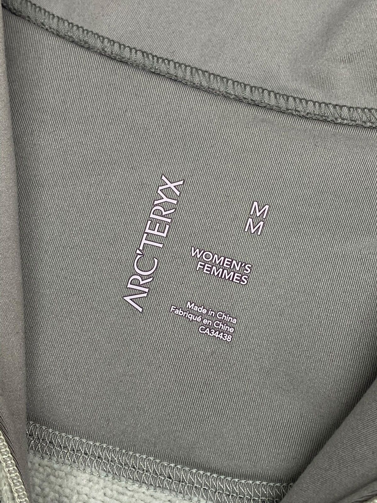 Arc'teryx 🔥 ARC’TERYX TECH FLEECE GORPCORE WORN WITH PAINT SPOTS 🔥 Size M / US 6-8 / IT 42-44 - 15 Thumbnail