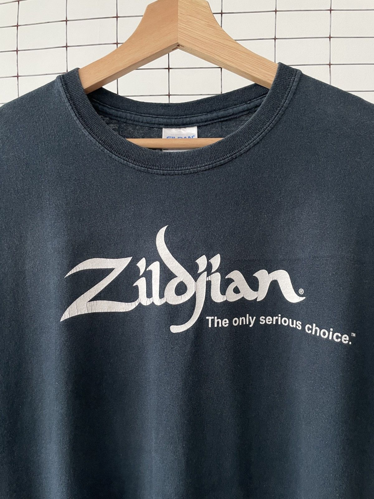 Band Tees Zildjian Drum T-Shirt Size US XL / EU 56 / 4 - 2 Thumbnail