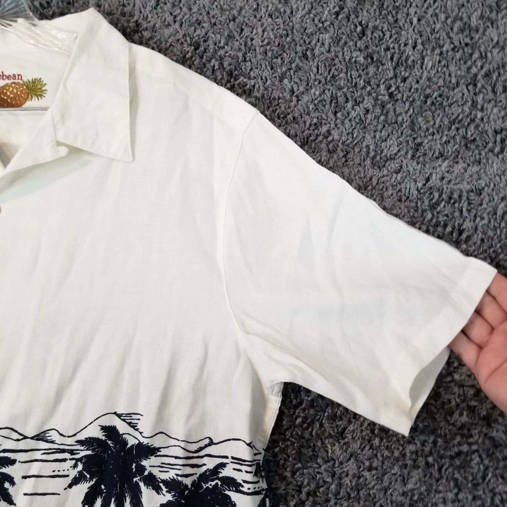 Vintage CARIBBEAN Shirt Men Short Sleeve Button-Up Hawaiian Floral White L Size Mens Size US 33 - 2 Thumbnail