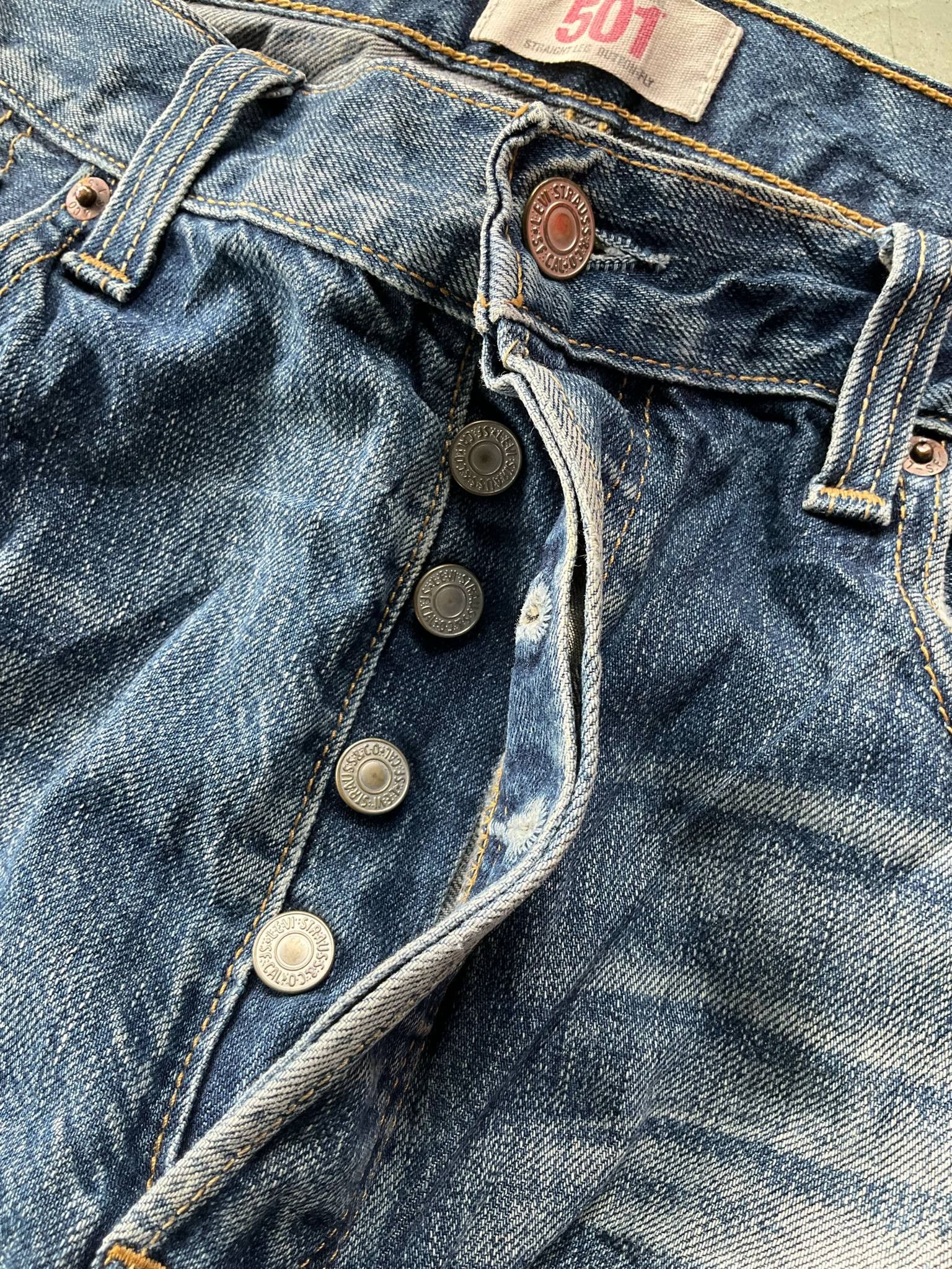 Levi's × Levi's Vintage Clothing 🔥 Vintage Levis 501 Distressed Kurt Cobain Style Jeans Size US 34 / EU 50 - 8 Thumbnail