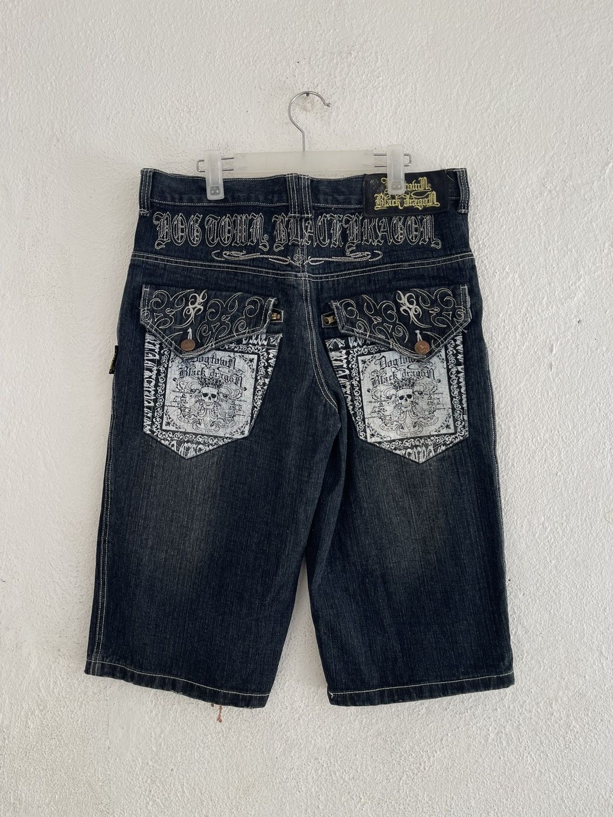 Dogtown Dogtown Black Dragon Jorts Embroidered Size US 35 - 1 Thumbnail