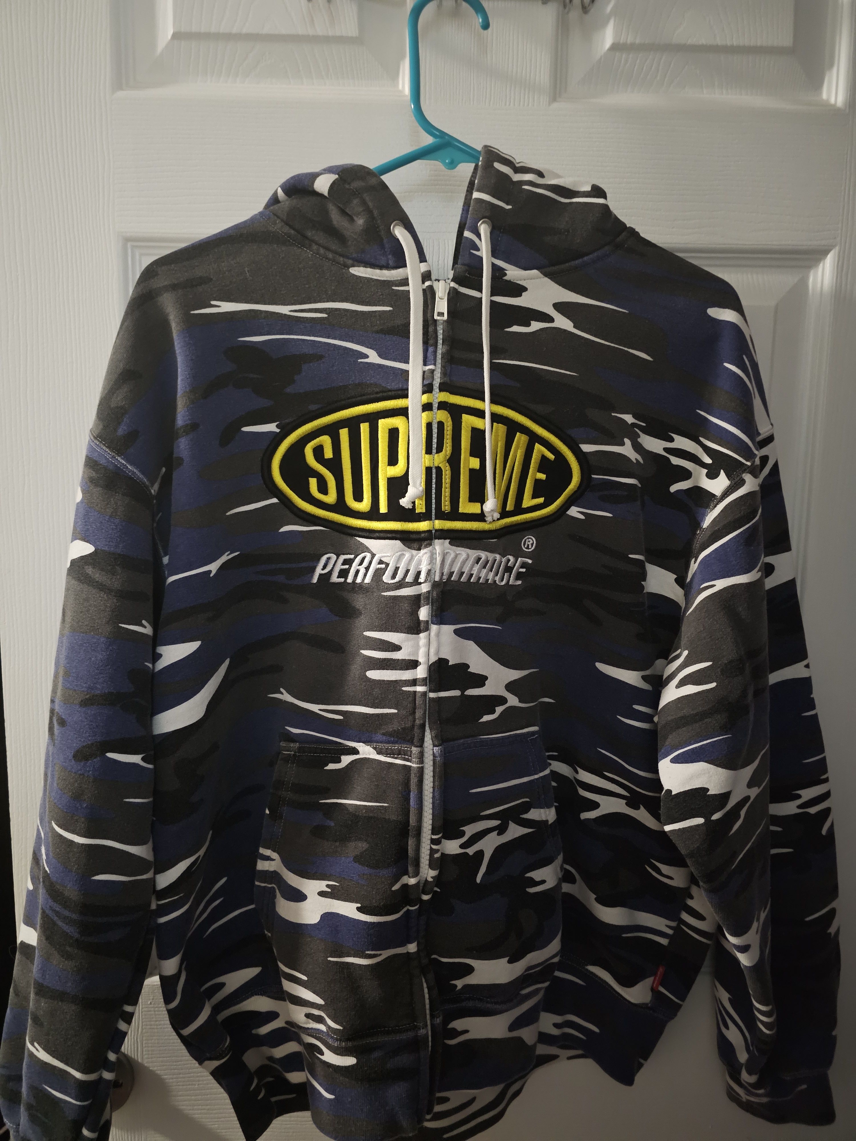 Supreme Supreme stars zip up sweatshirt/ hoodie (2009) | Grailed