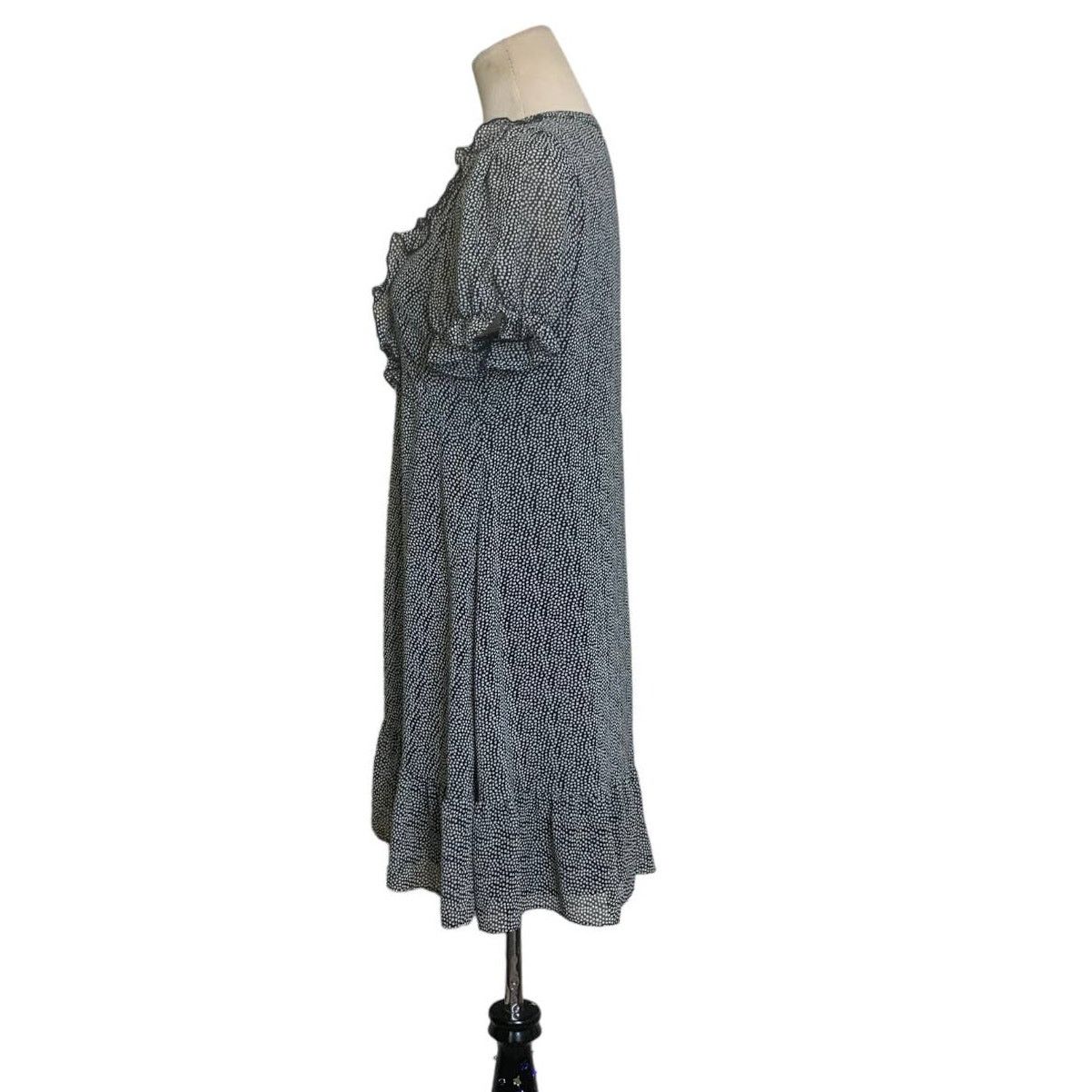 H&M H&M black ruffled short sleeves mini dress size small Size S / US 4 / IT 40 - 8 Thumbnail