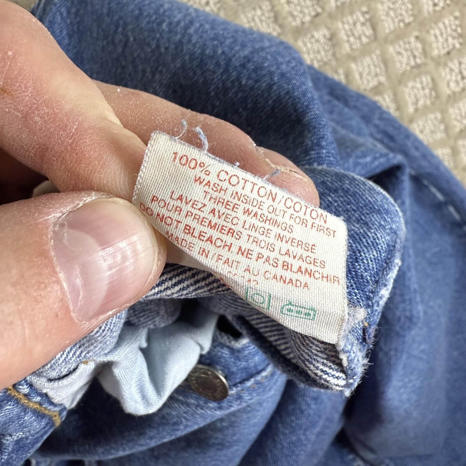 Other Vintage Levi’s 501 Straight Jeans Made in Canada 28x31 Size US 28 / EU 44 - 4 Thumbnail