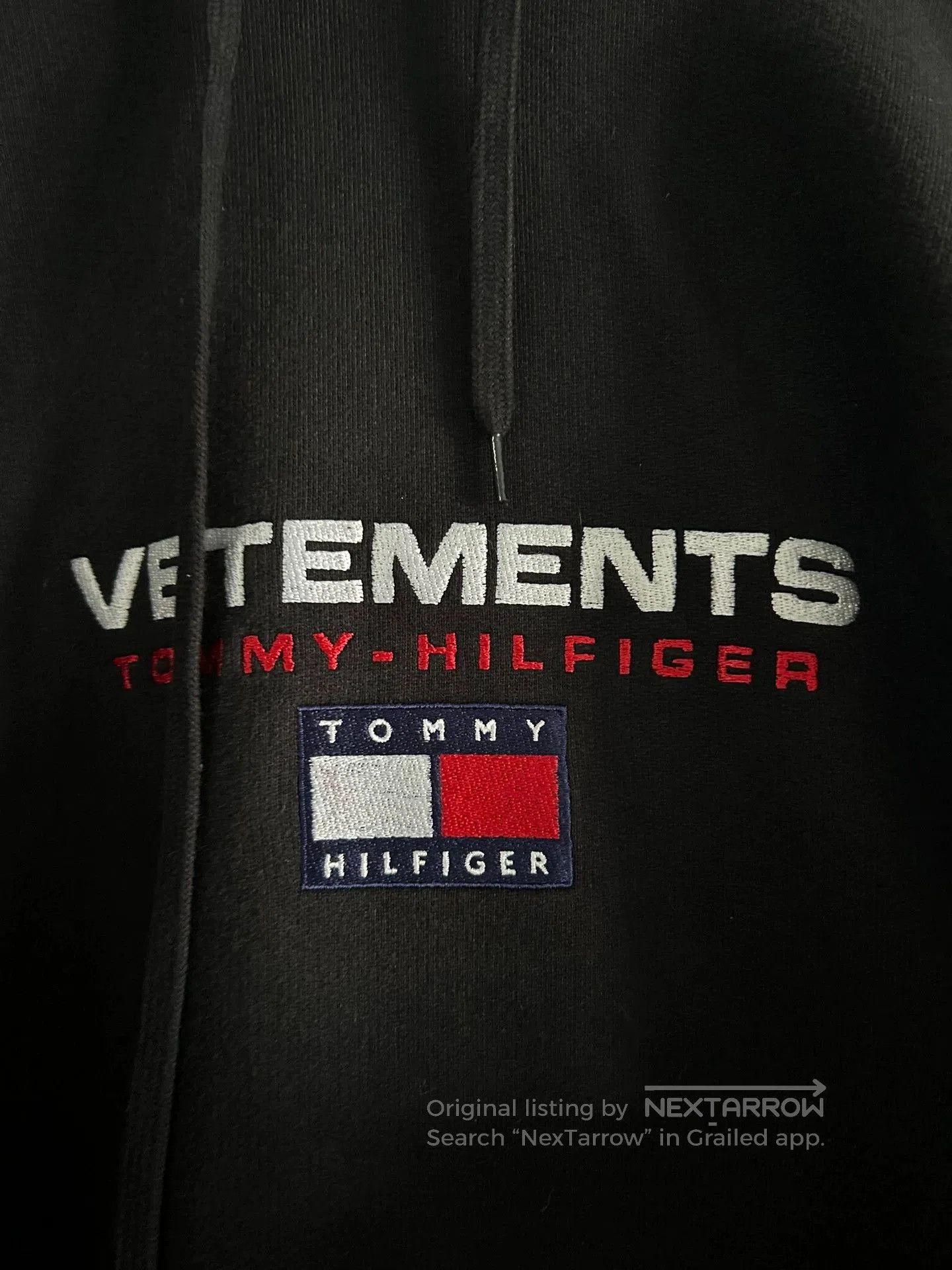 Vetements vetements hooded sweatshirt with French flag embroidery. Size US XS / EU 42 / 0 - 3 Thumbnail