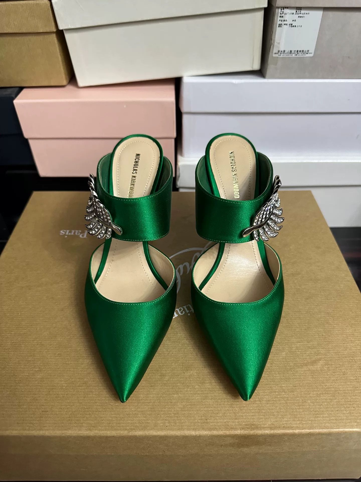 Nicholas Kirkwood Nicholas Kirkwood Green Crystal Leaf Heel Sandals Size US 7 / IT 37 - 1 Thumbnail