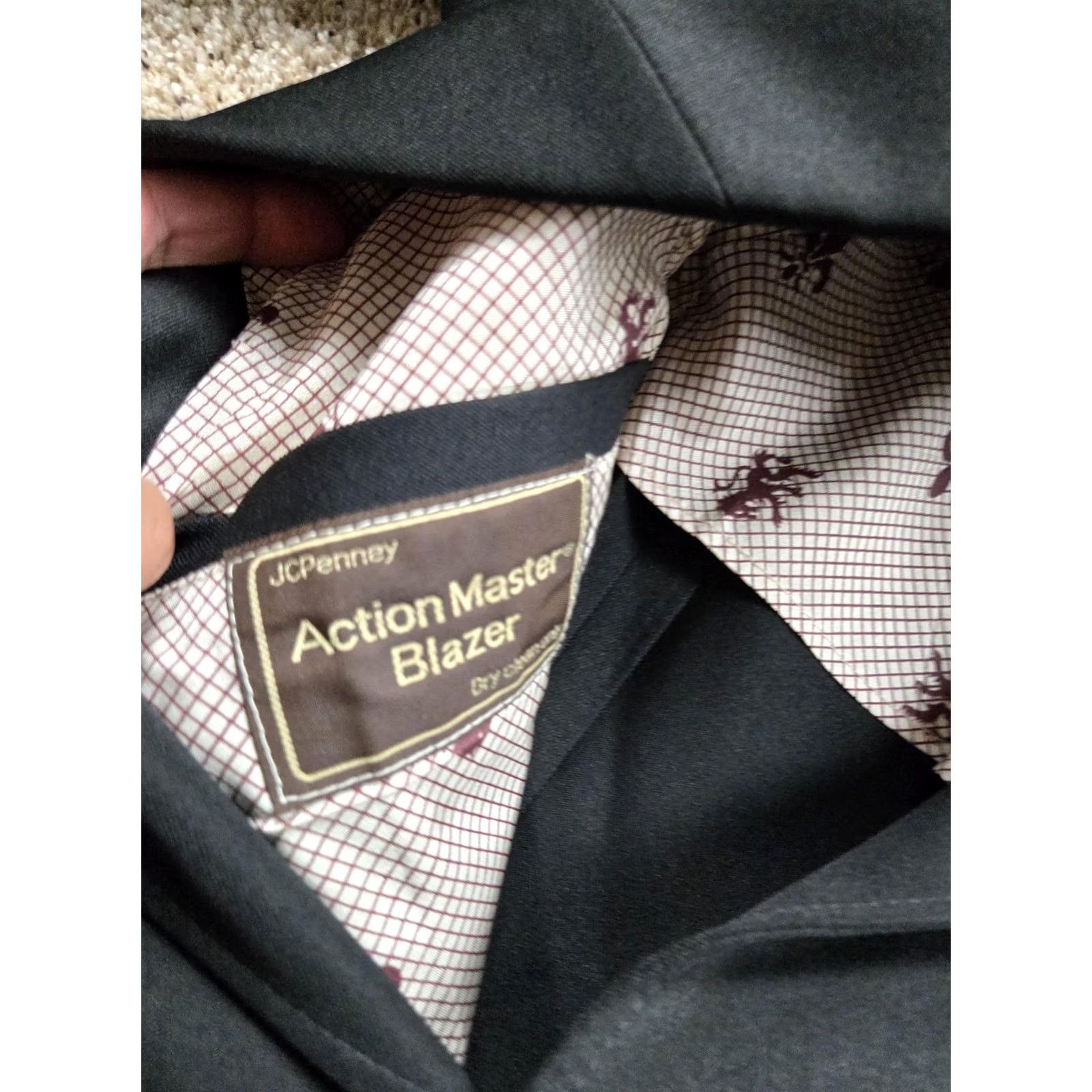 JCPenney VINTAGE JC Penney Blazer Mens 43R Black Jacket Sport Coat 70s One- or Two-Button Notch Lapel 2 Piece Regular Chest 44 in Men's Blazer Size 46R - 4 Thumbnail