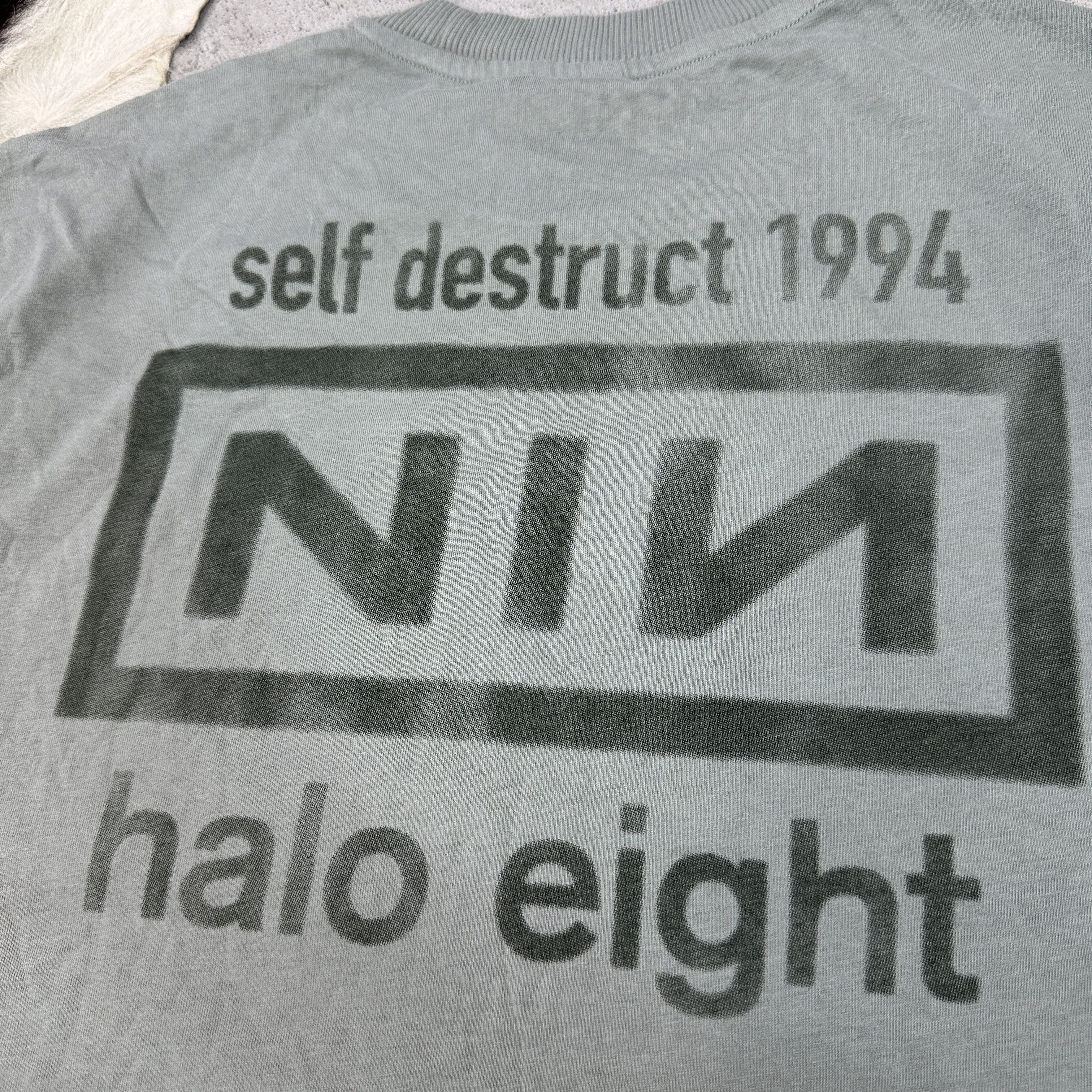 Vintage Vintage Streetwear 00s Nine Inch Nails T-shirt Size US S / EU 44-46 / 1 - 2 Thumbnail