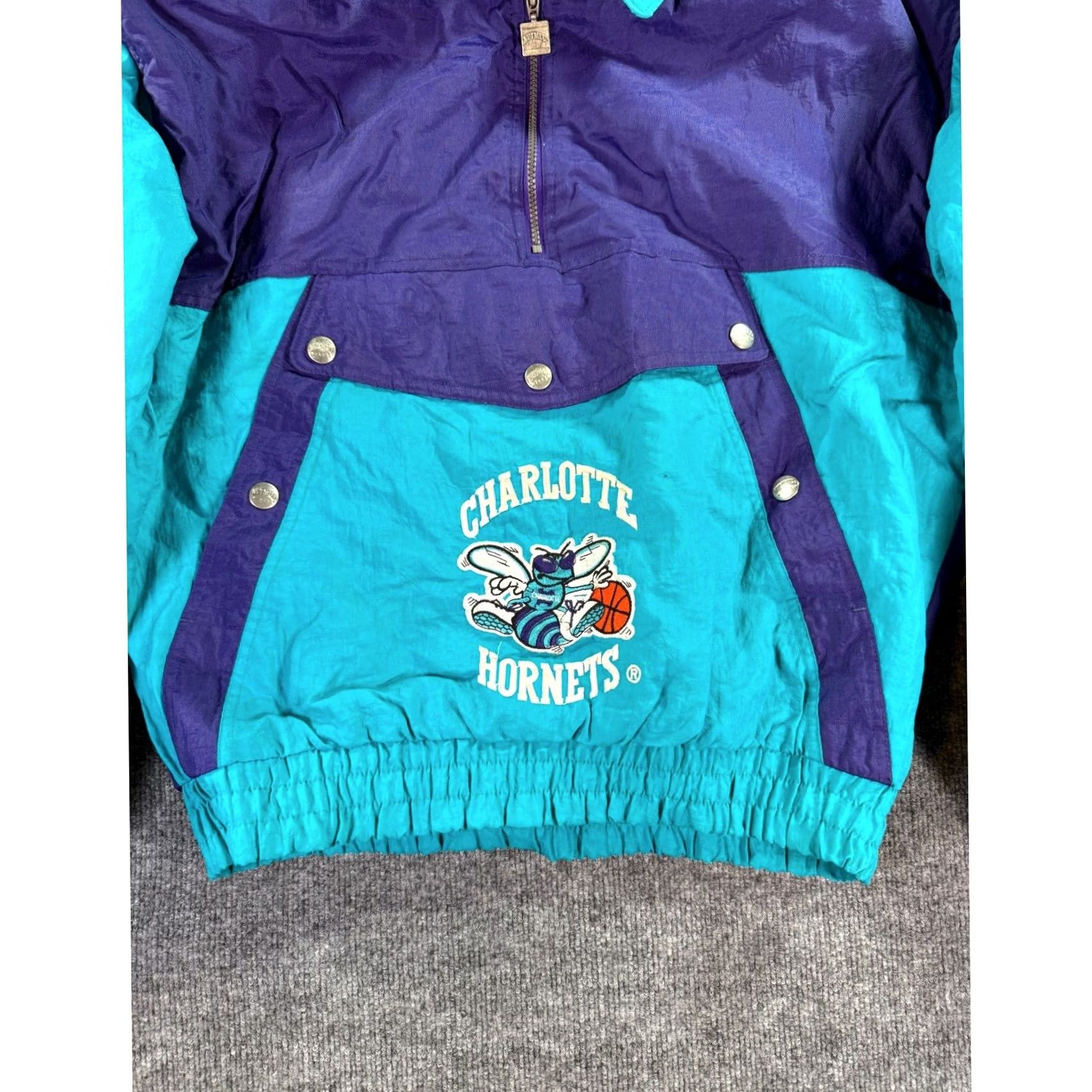 Nutmeg VINTAGE Nutmeg Charlotte Hornets Windbreaker Jacket XL Teal Purple 90s NBA Embroidered Logo Zip Snap Mens Size US XL / EU 56 / 4 - 2 Thumbnail