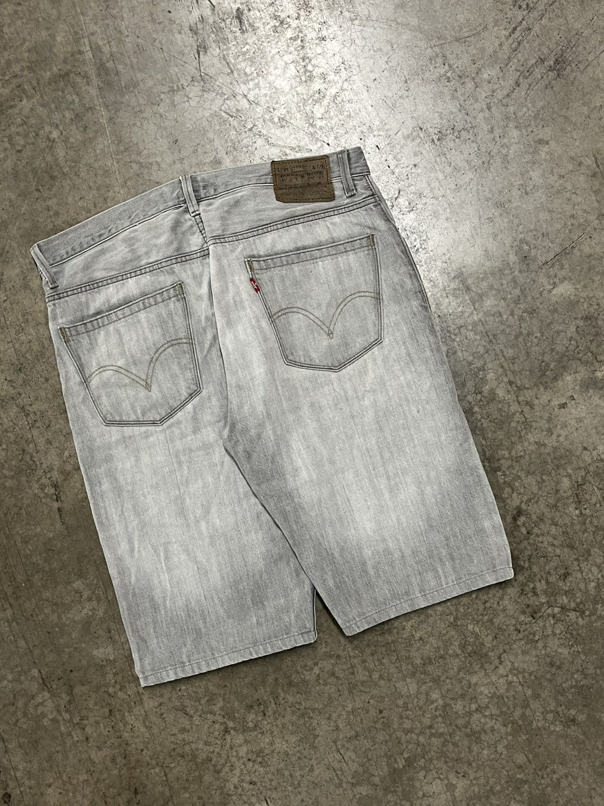 Levi's × Vintage Levi’s jorts vintage baggy fit faded gray streetwear hype Size US 36 / EU 52 - 2 Thumbnail